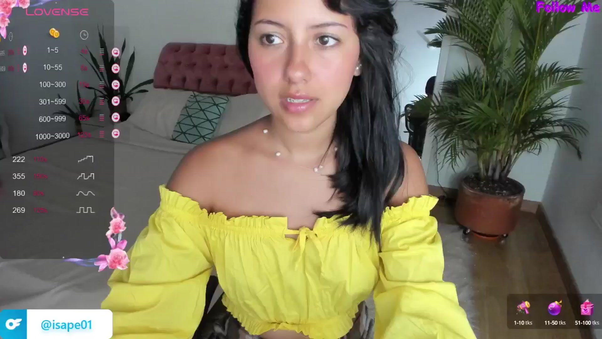 Gallery image thumbnail from ImBella_'s myfreecams stream on, 08/03/2024, 16:17 image 11 of 20