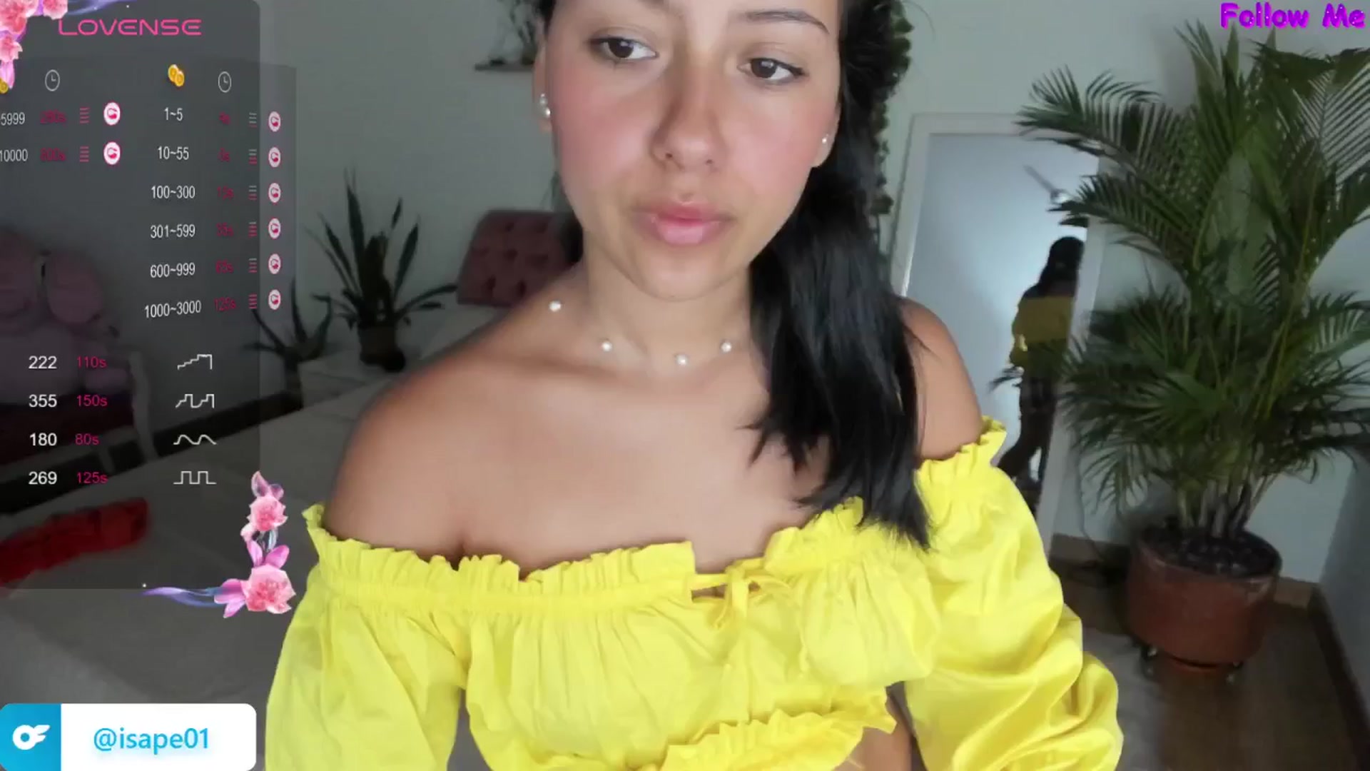 Gallery image thumbnail from ImBella_'s myfreecams stream on, 08/03/2024, 16:17 image 4 of 20