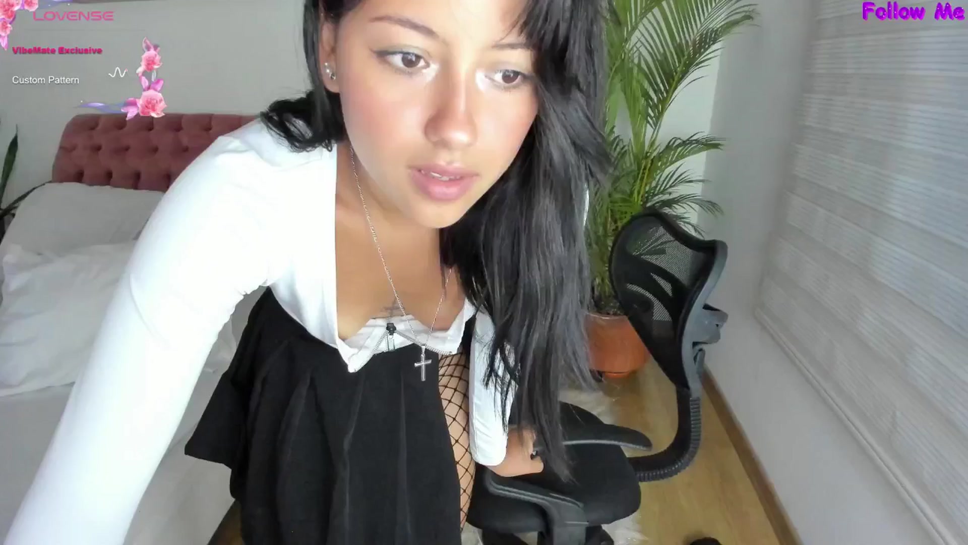 Gallery image thumbnail from ImBella_'s myfreecams stream on, 08/21/2024, 17:16 image 18 of 20