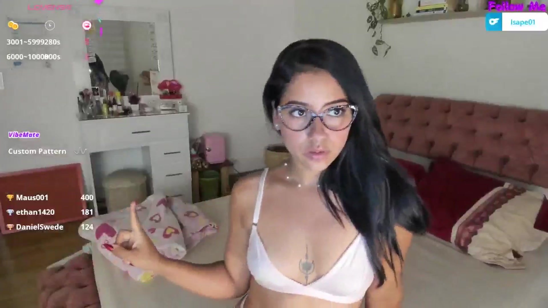 Gallery image thumbnail from ImBella_'s myfreecams stream on, 12/31/2024, 19:55 image 2 of 20
