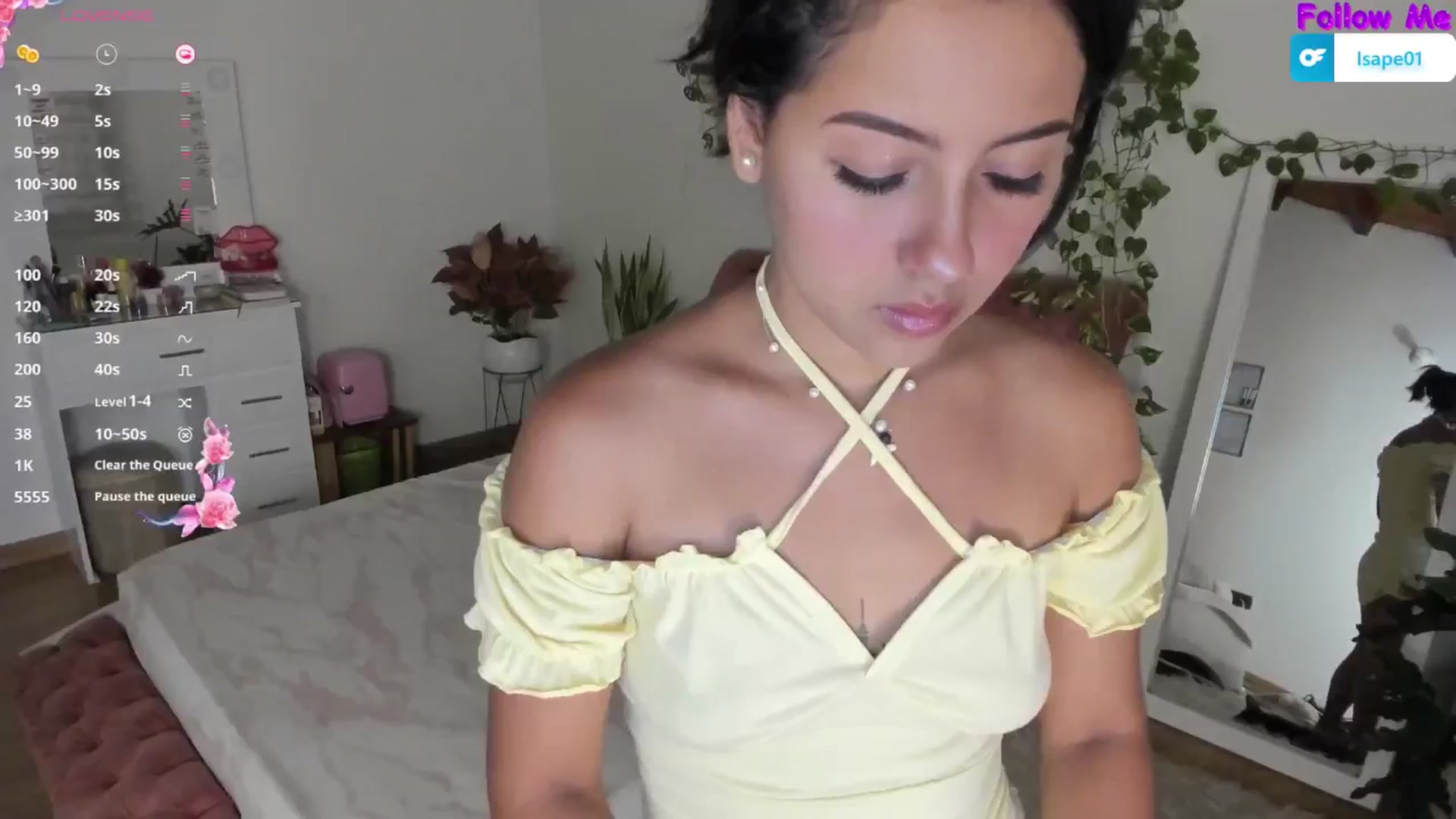 Gallery image thumbnail from ImBella_'s myfreecams stream on, 01/22/2025, 17:18 image 18 of 20