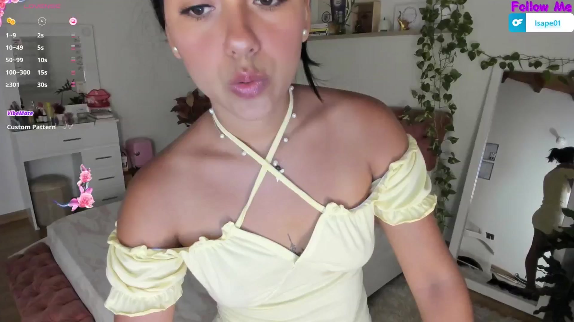 Gallery image thumbnail from ImBella_'s myfreecams stream on, 01/22/2025, 17:18 image 15 of 20
