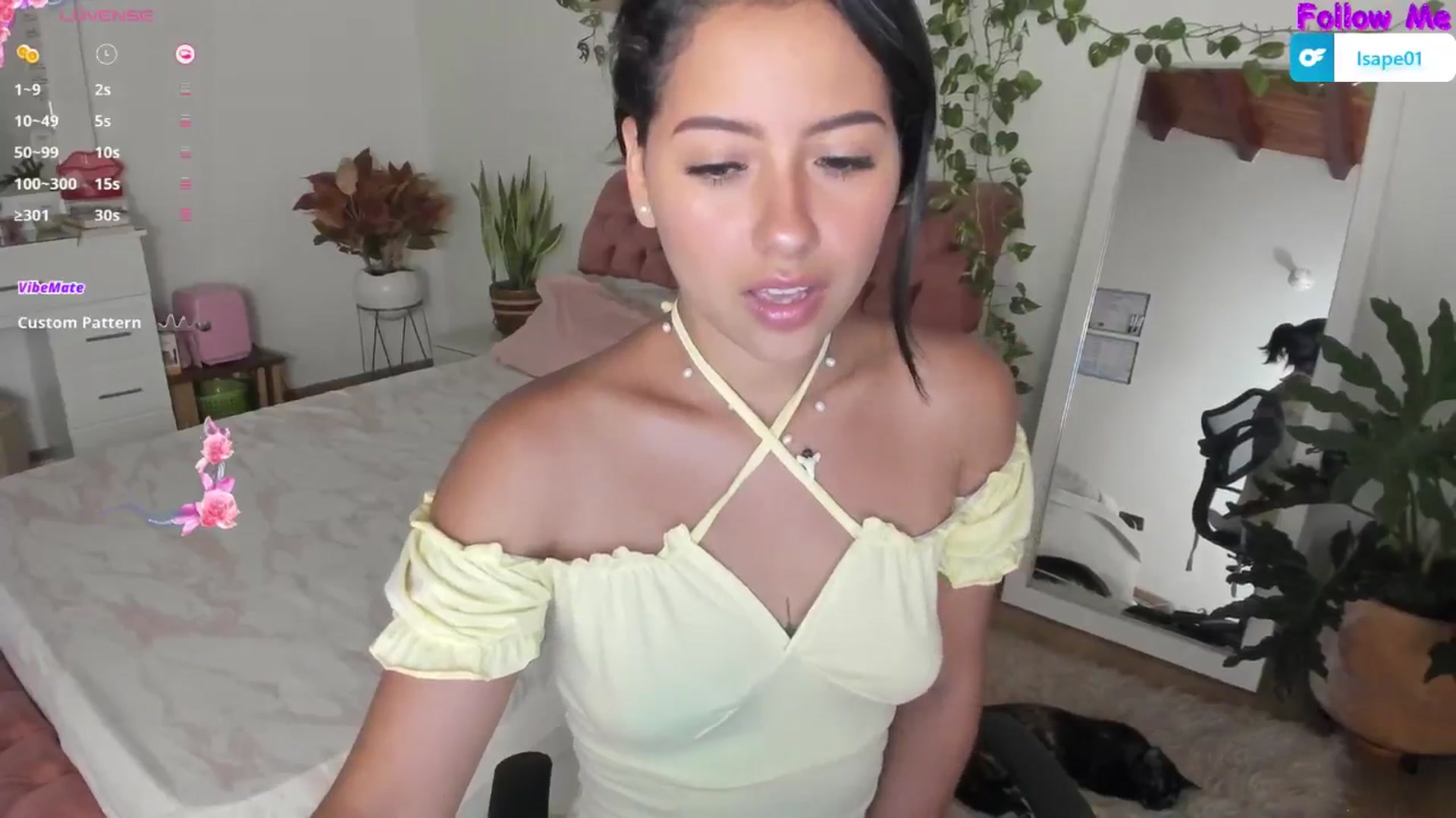 Gallery image thumbnail from ImBella_'s myfreecams stream on, 01/22/2025, 17:48 image 6 of 20