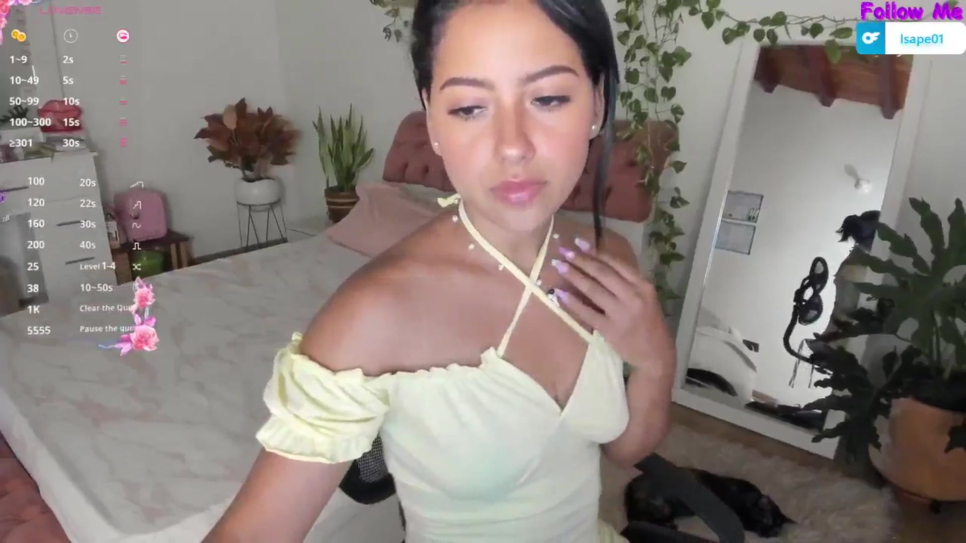 Gallery image thumbnail from ImBella_'s myfreecams stream on, 01/22/2025, 17:48 image 4 of 20