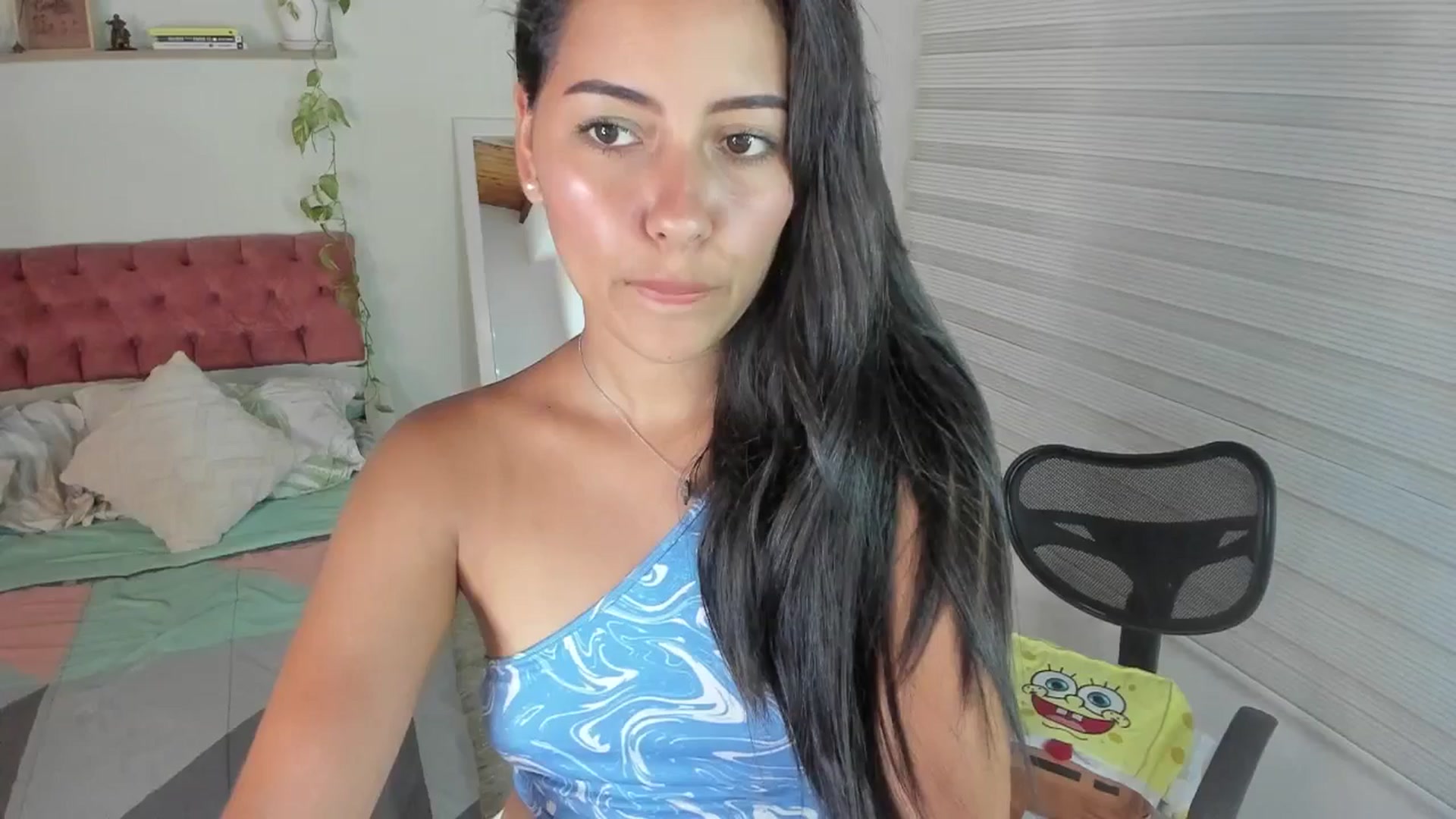 Gallery image thumbnail from ImBella_'s myfreecams stream on, 08/01/2025, 01:10 image 13 of 20