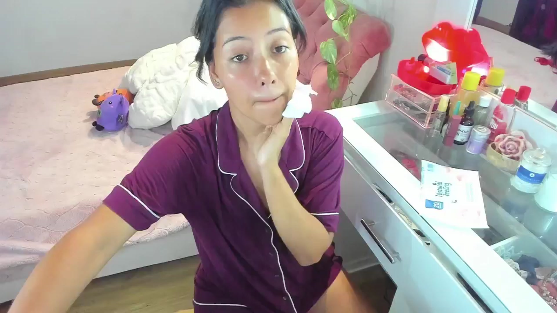 Gallery image thumbnail from ImBella_'s myfreecams stream on, 10/29/2025, 04:04 image 15 of 20