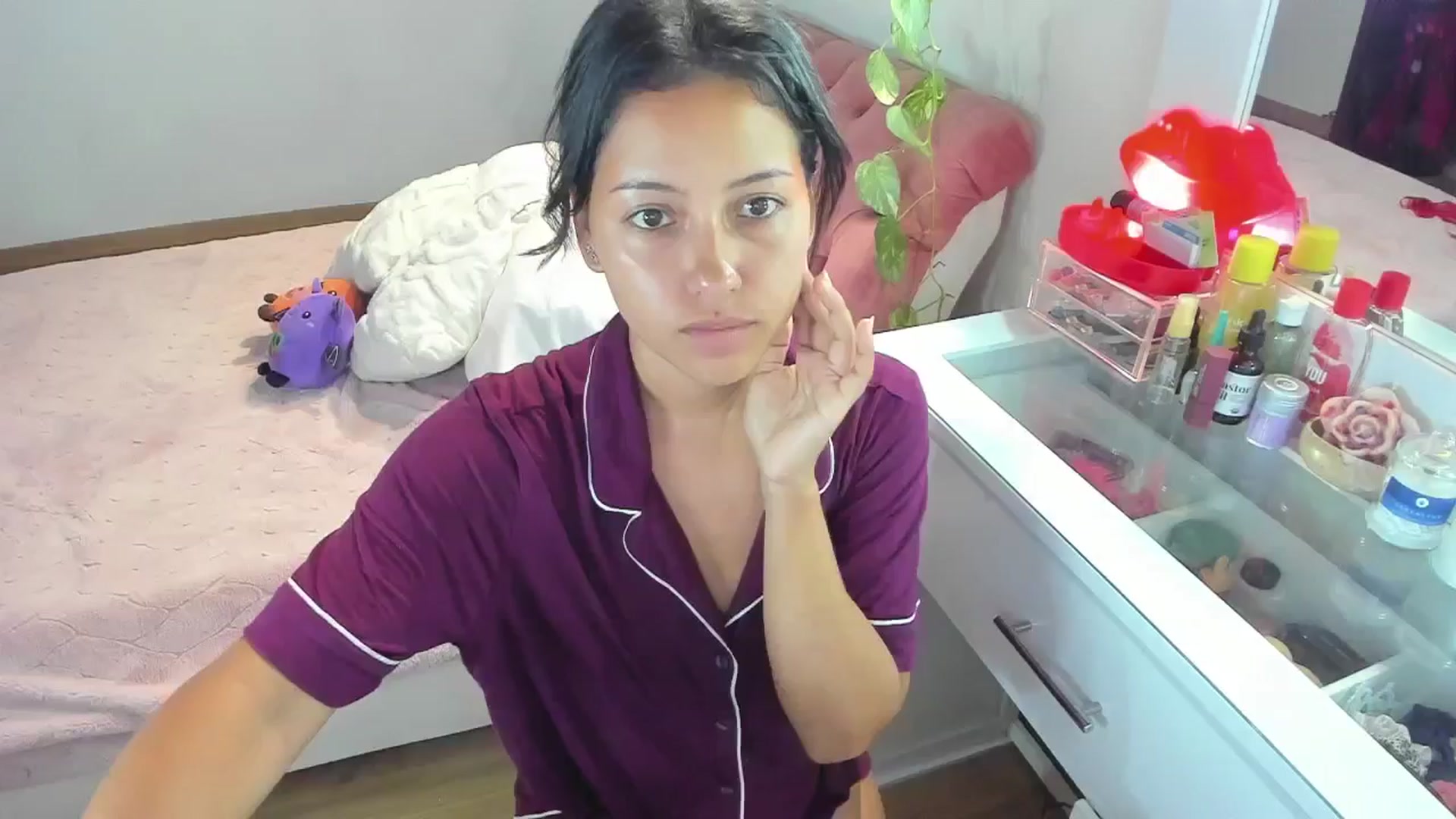 Gallery image thumbnail from ImBella_'s myfreecams stream on, 10/29/2025, 04:04 image 20 of 20