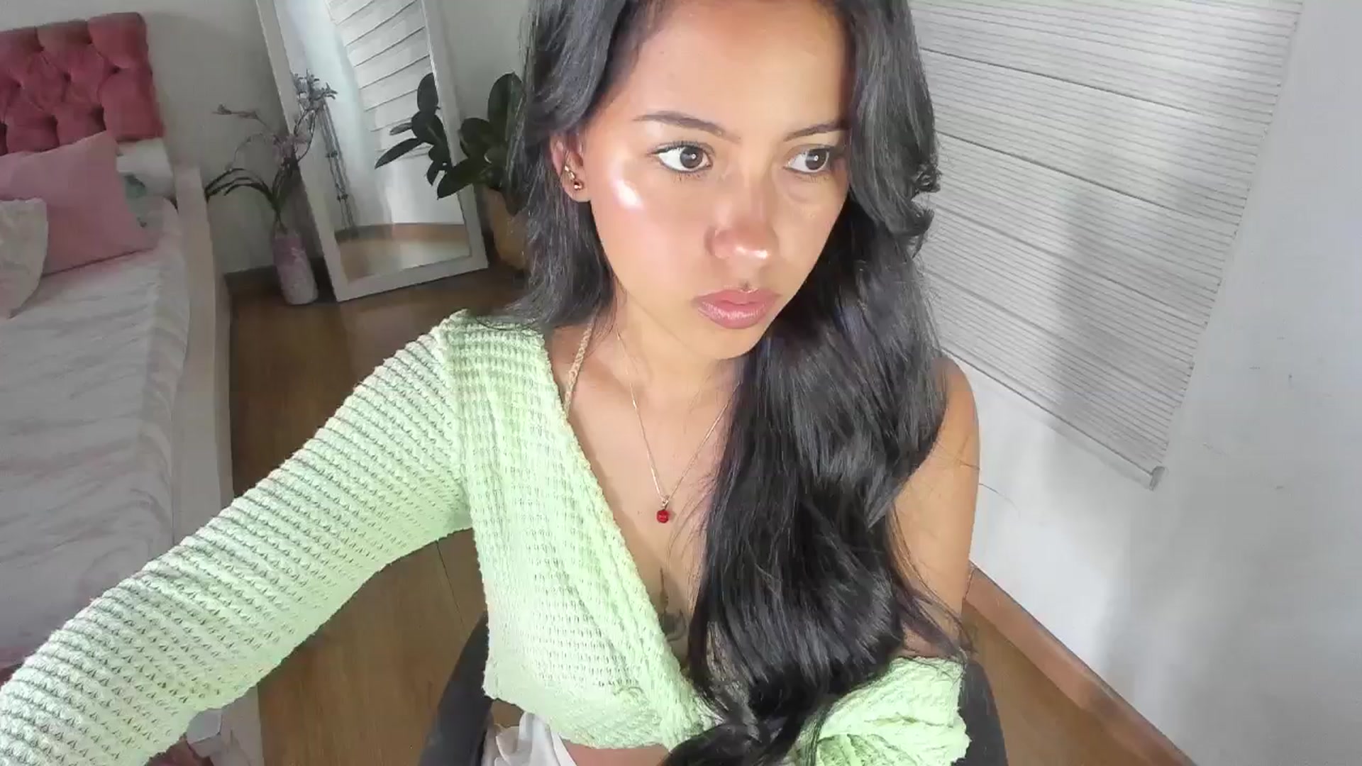 Gallery image thumbnail from ImBella_'s myfreecams stream on, 02/12/2026, 18:01 image 6 of 20