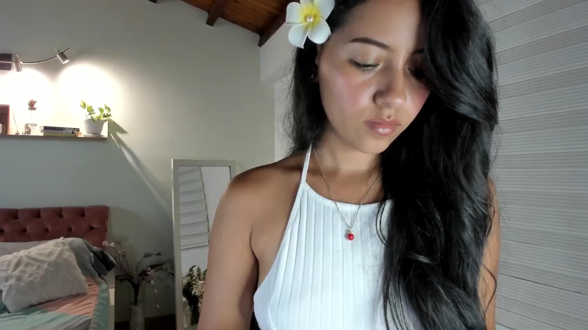 Gallery image thumbnail from ImBella_'s myfreecams stream on, 03/09/2026, 03:47 image 13 of 20