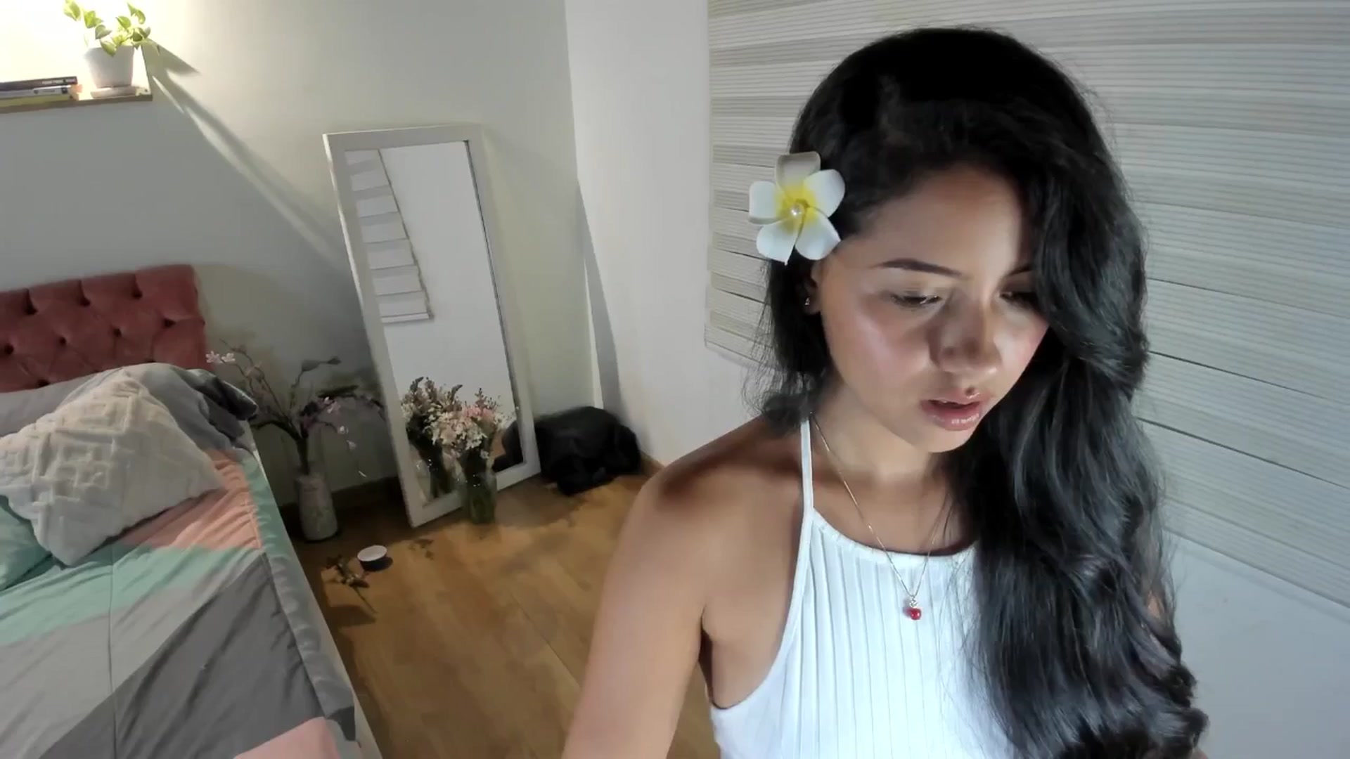 Gallery image thumbnail from ImBella_'s myfreecams stream on, 03/09/2026, 03:47 image 8 of 20