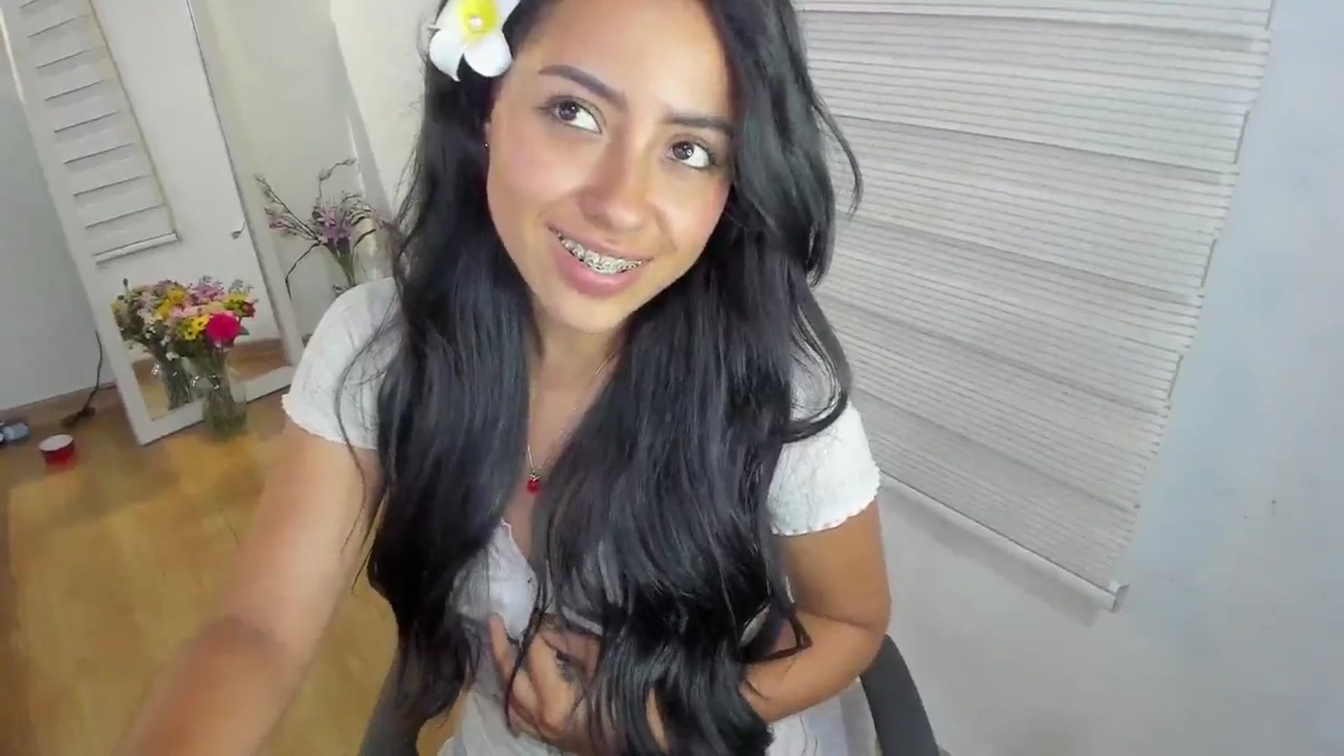 Gallery image thumbnail from ImBella_'s myfreecams stream on, 03/30/2026, 20:08 image 19 of 20