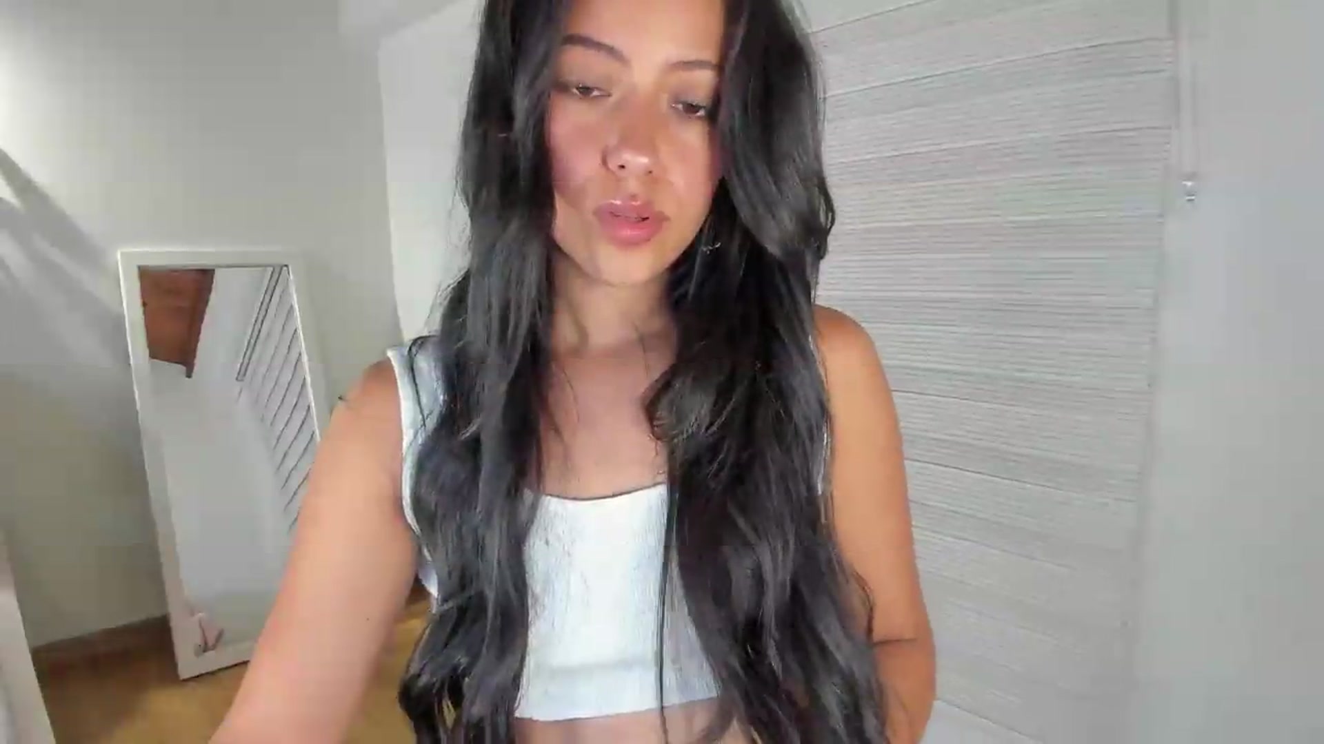 Gallery image thumbnail from ImBella_'s myfreecams stream on, 05/26/2026, 23:32 image 11 of 20