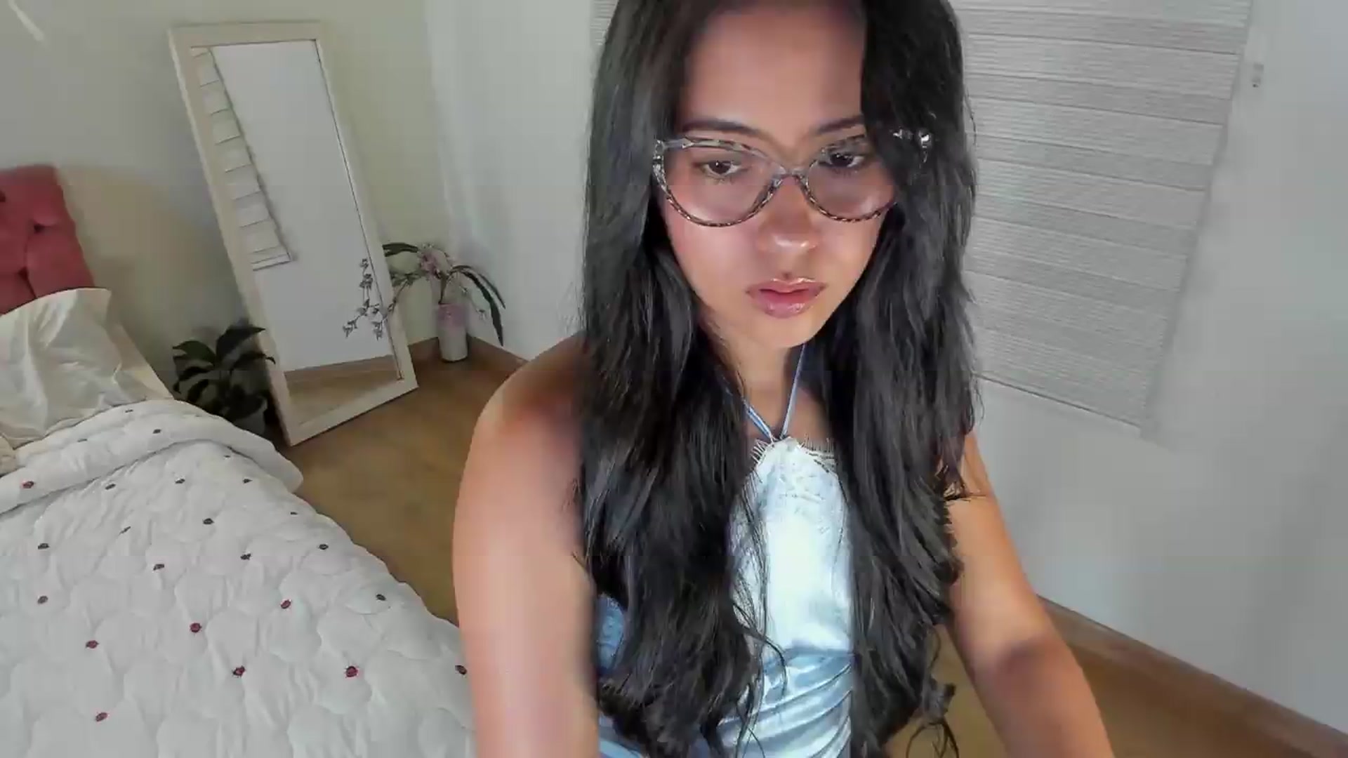 Gallery image thumbnail from ImBella_'s myfreecams stream on, 08/23/2026, 19:51 image 20 of 20