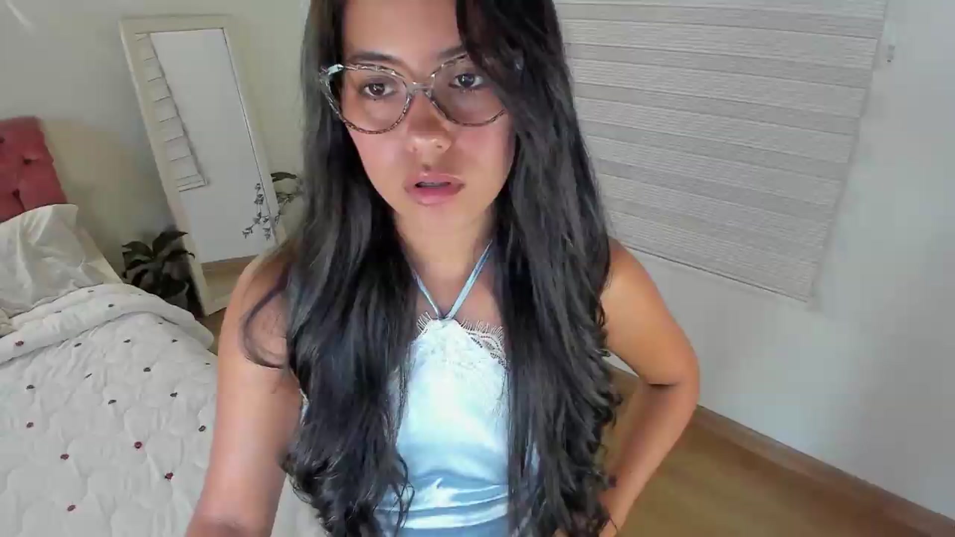 Gallery image thumbnail from ImBella_'s myfreecams stream on, 08/23/2026, 19:51 image 15 of 20
