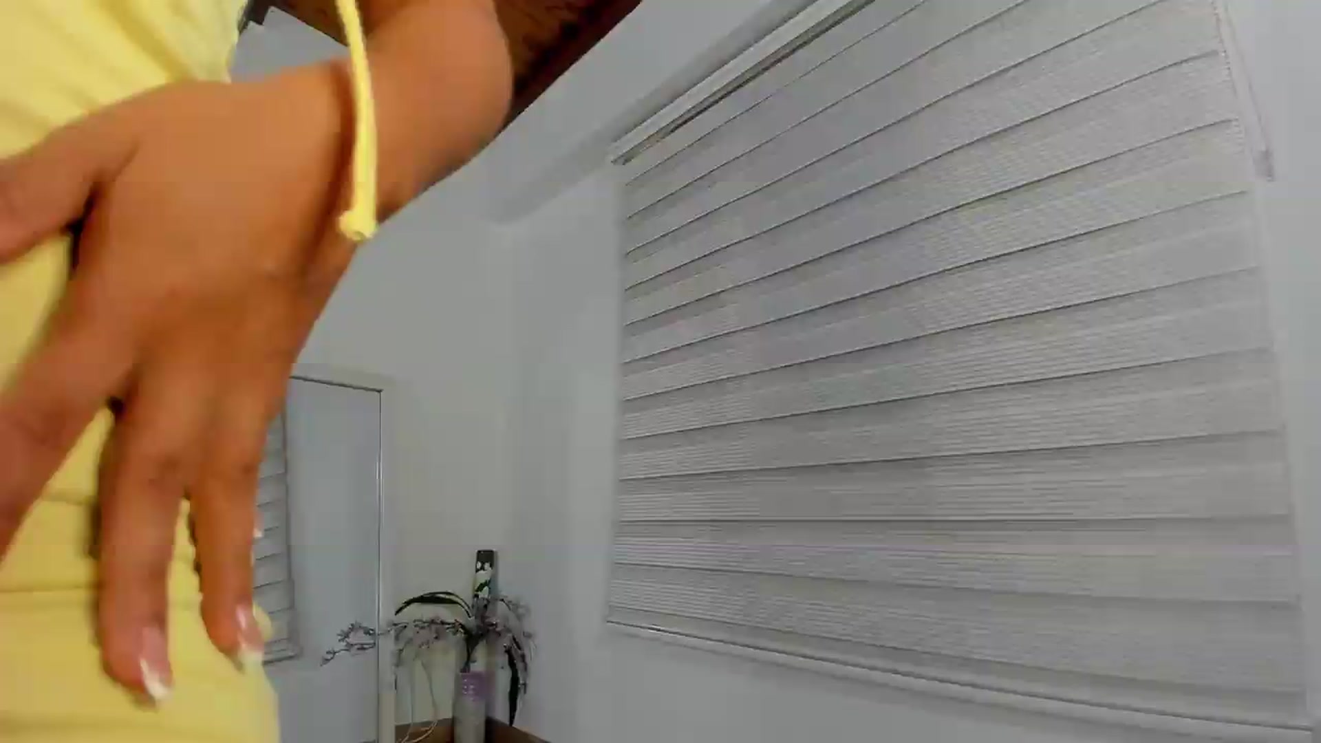 Gallery image thumbnail from ImBella_'s myfreecams stream on, 08/31/2026, 21:55 image 11 of 20