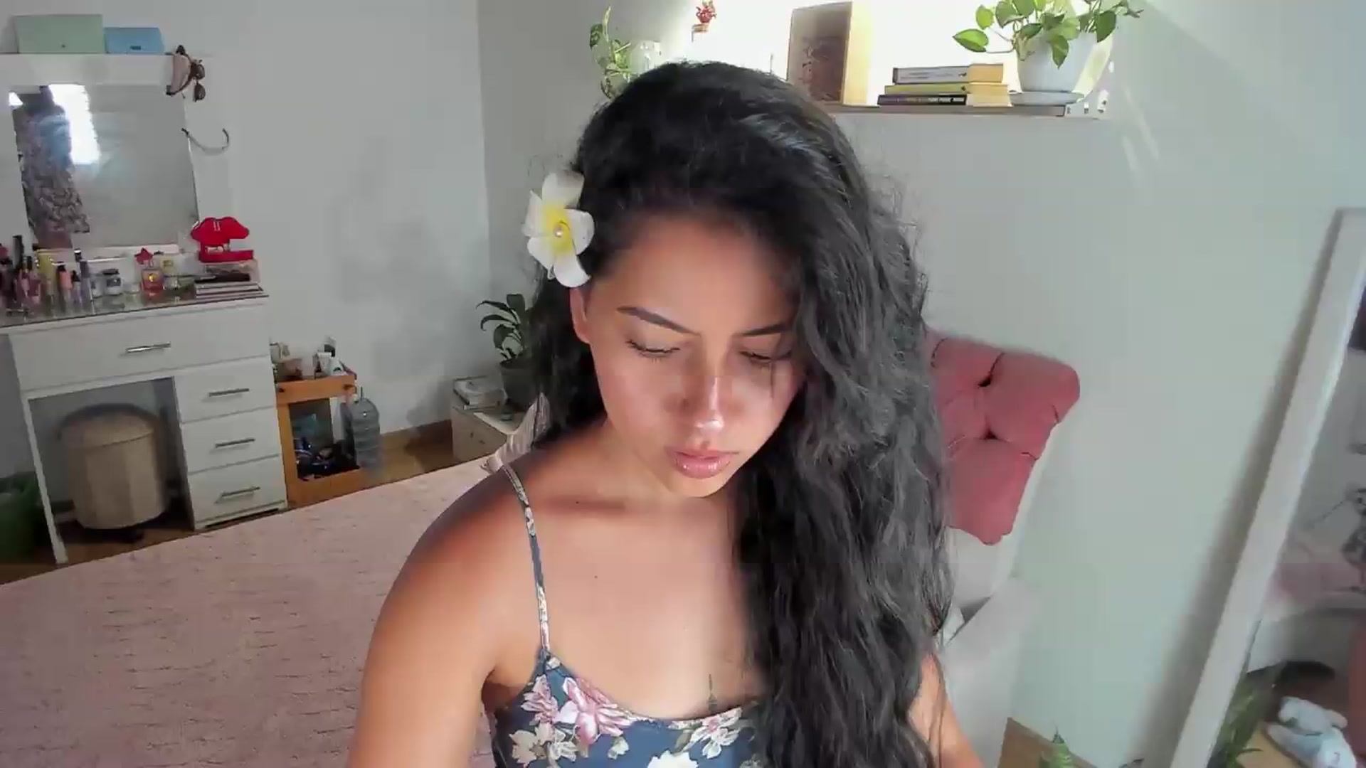 Gallery image thumbnail from ImBella_'s myfreecams stream on, 09/05/2026, 19:51 image 8 of 20