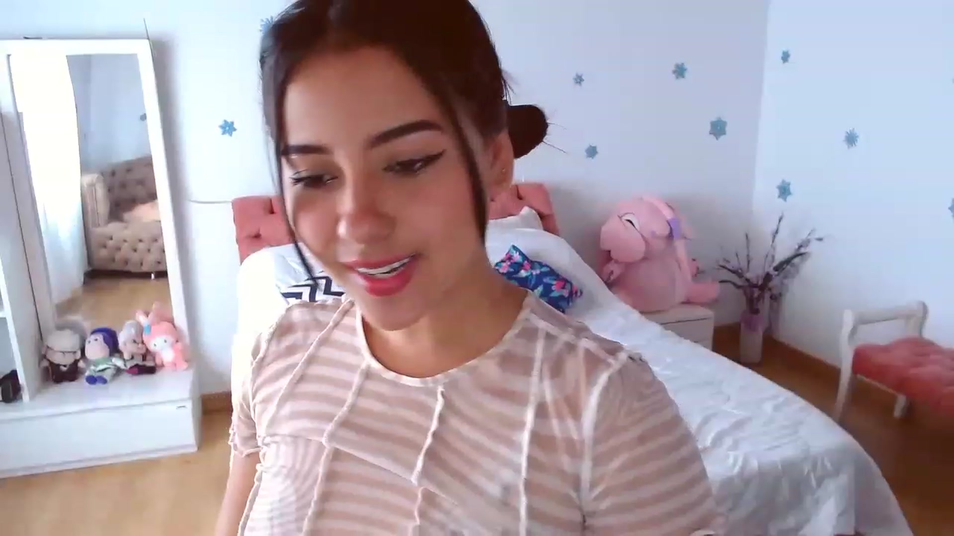 Gallery image thumbnail from ImBella_Sir's myfreecams stream on, 01/31/2023, 17:10 image 5 of 20