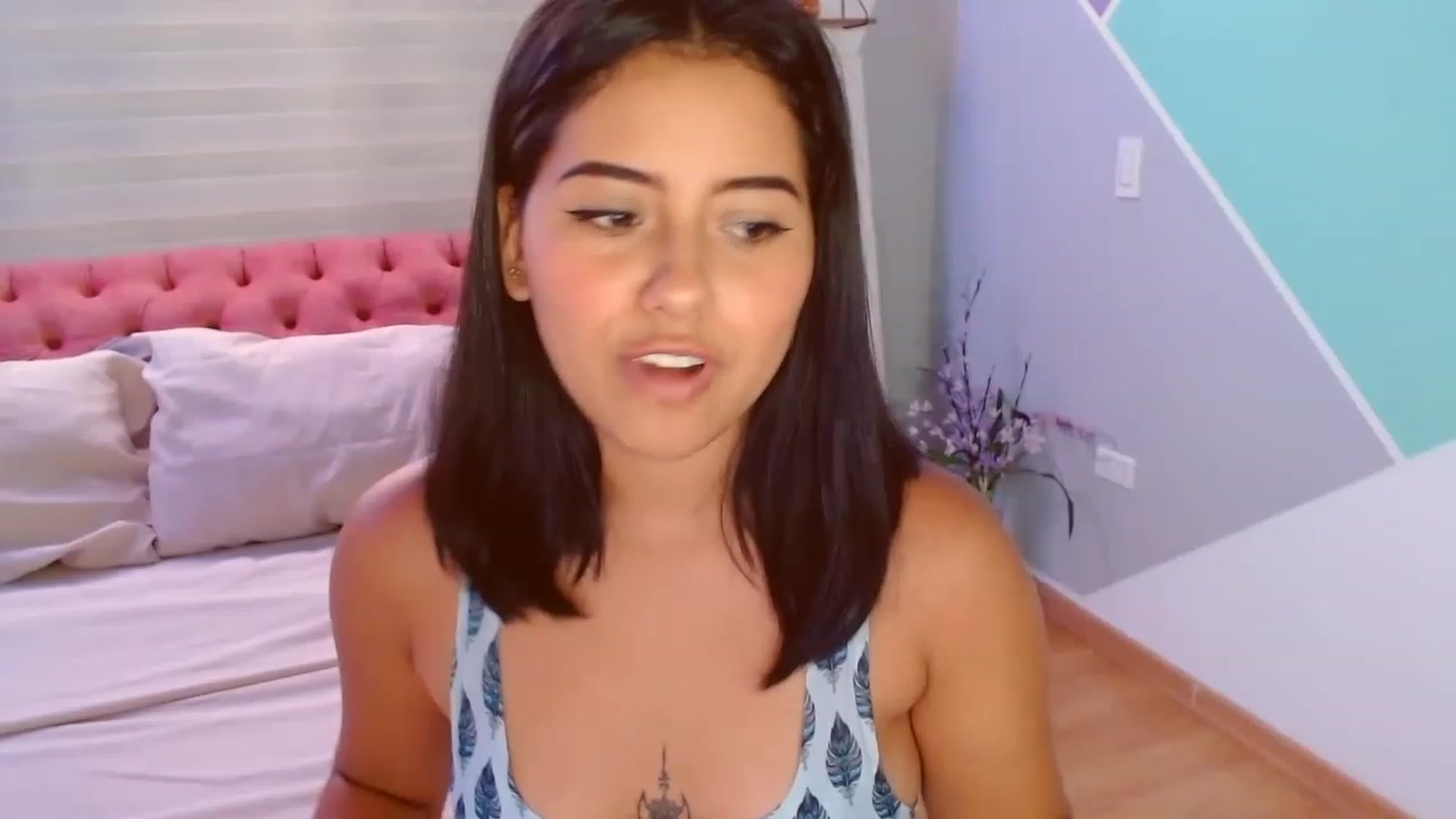 Gallery image thumbnail from ImBella_Sir's myfreecams stream on, 03/22/2023, 17:14 image 17 of 20