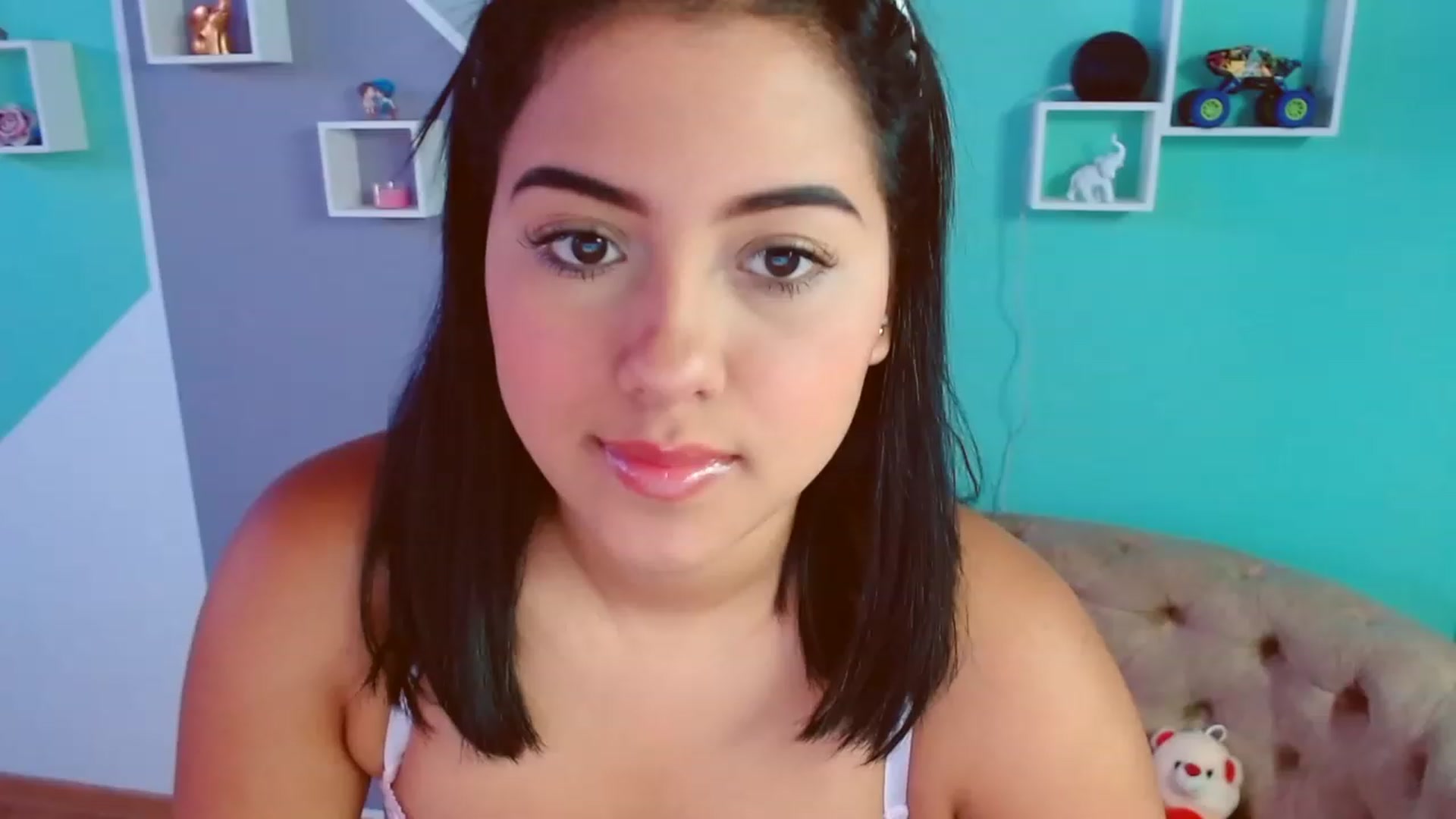 Gallery image thumbnail from ImBella_Sir's myfreecams stream on, 04/07/2023, 16:31 image 1 of 20