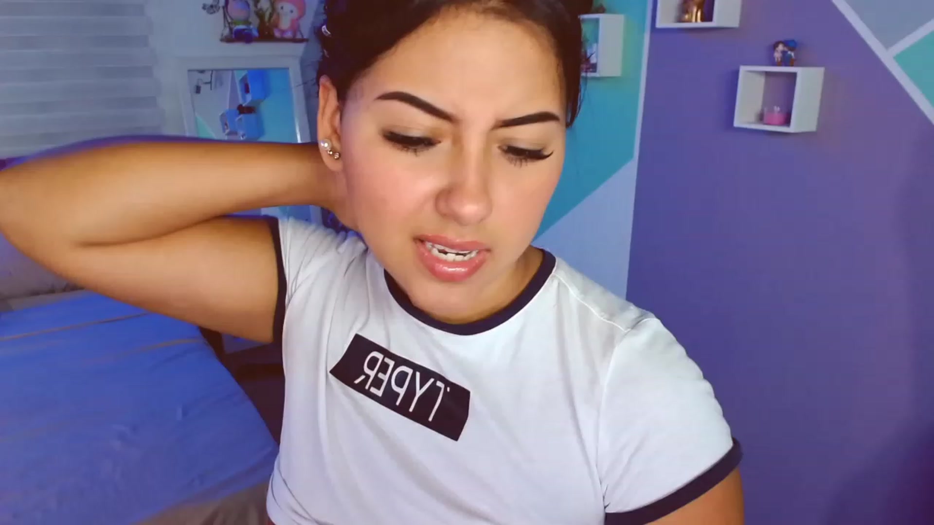 Gallery image thumbnail from ImBella_Sir's myfreecams stream on, 05/31/2023, 17:38 image 15 of 20