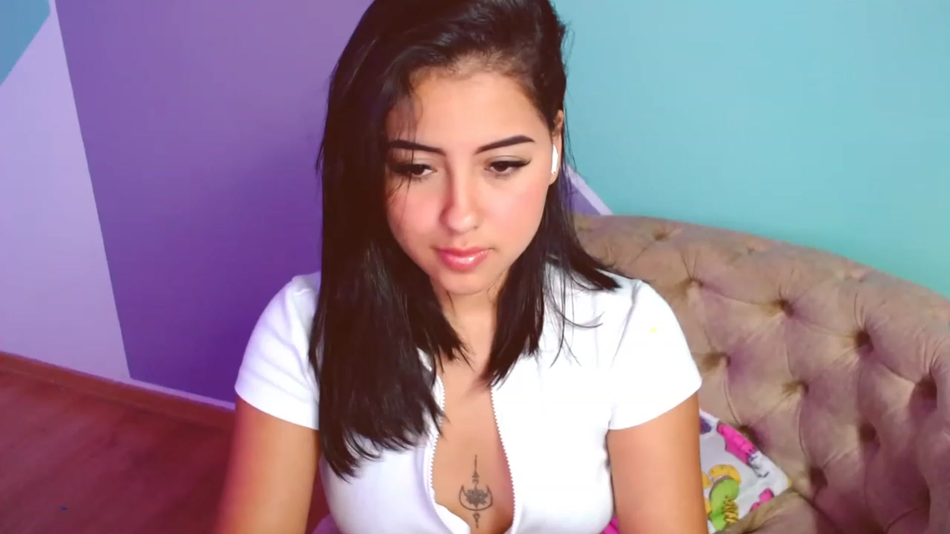 Gallery image thumbnail from ImBella_Sir's myfreecams stream on, 06/13/2023, 03:22 image 3 of 20