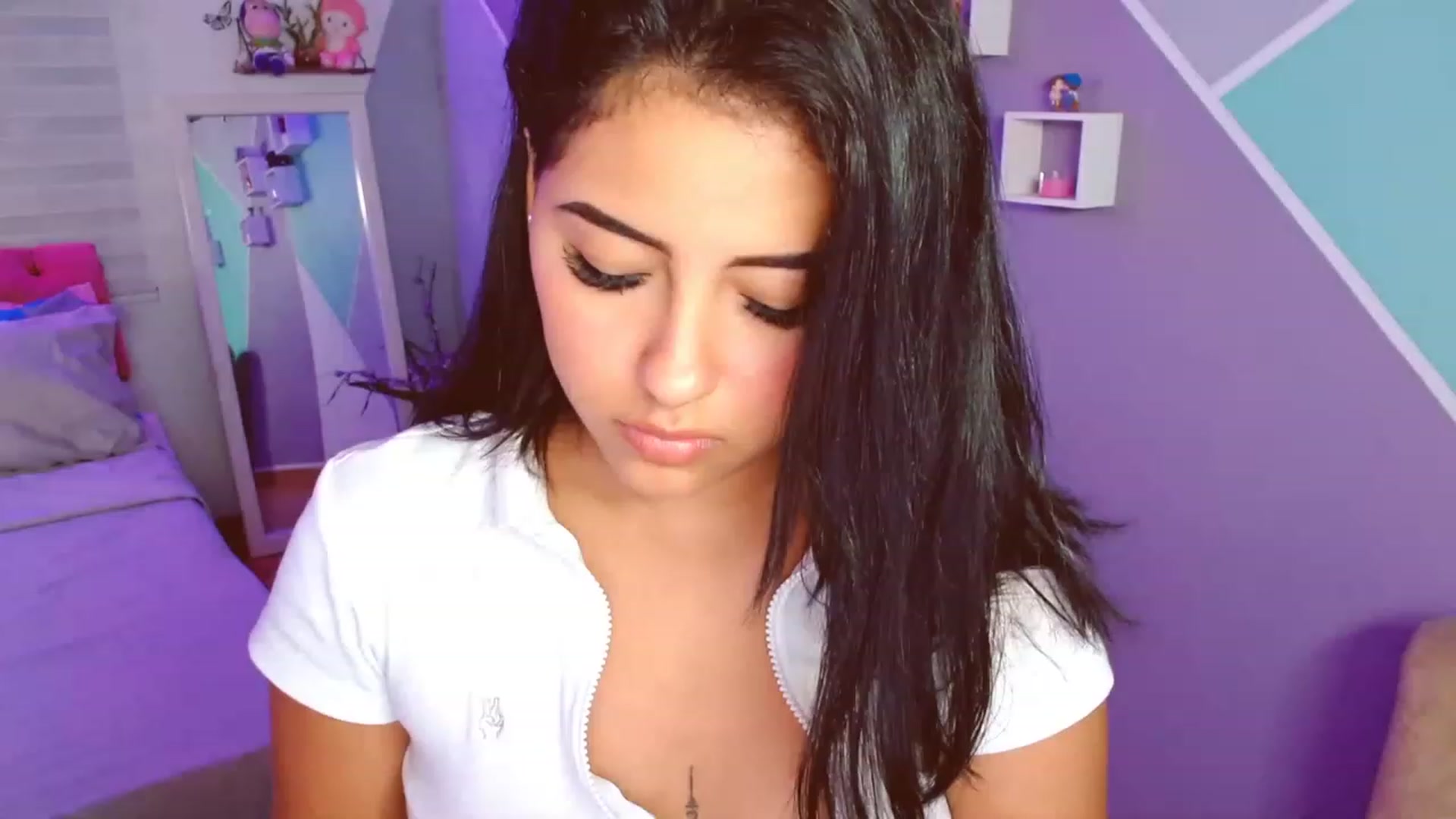 Gallery image thumbnail from ImBella_Sir's myfreecams stream on, 06/13/2023, 03:36 image 8 of 20