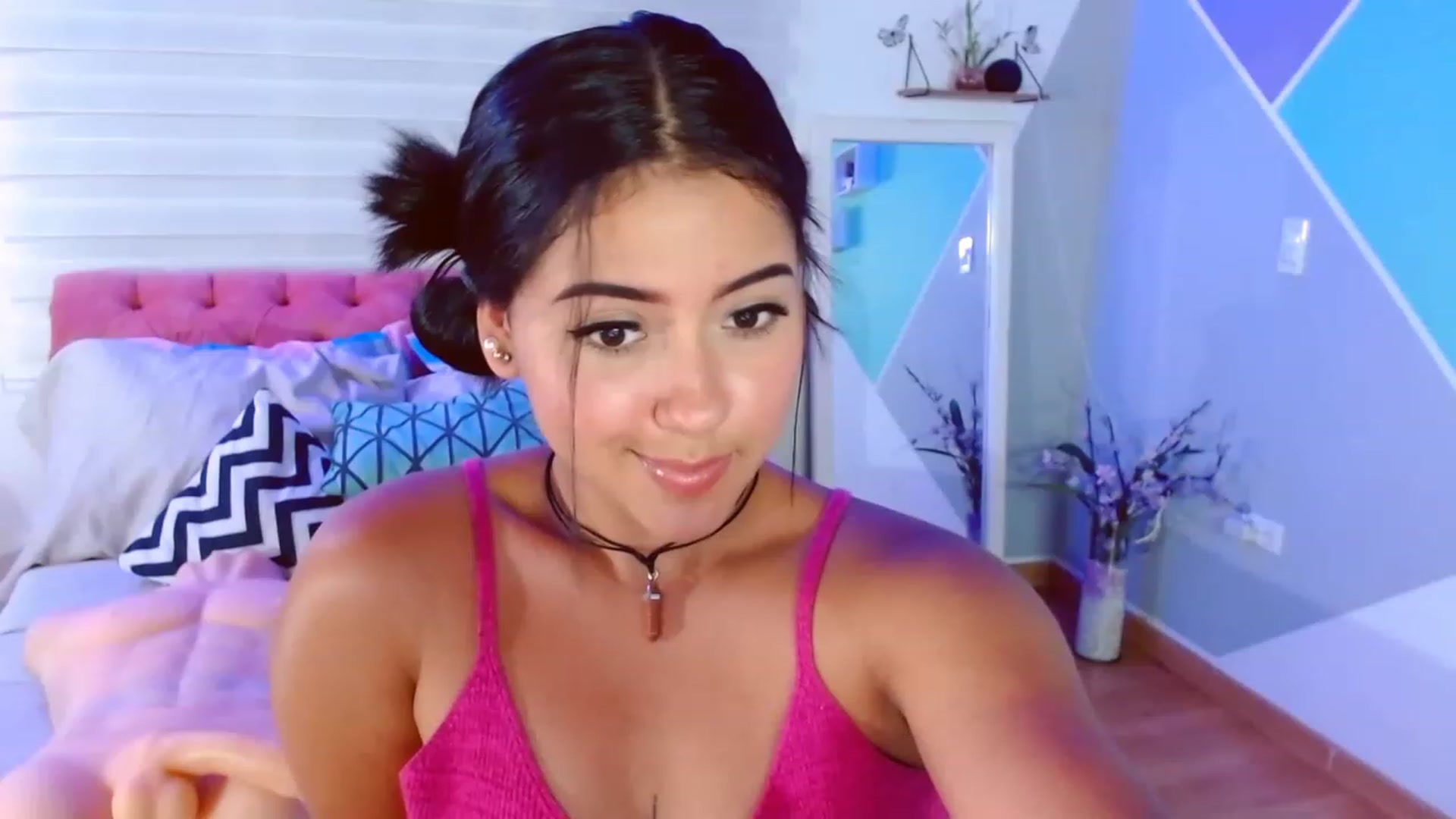 Gallery image thumbnail from ImBella_Sir's myfreecams stream on, 07/05/2023, 18:20 image 5 of 20