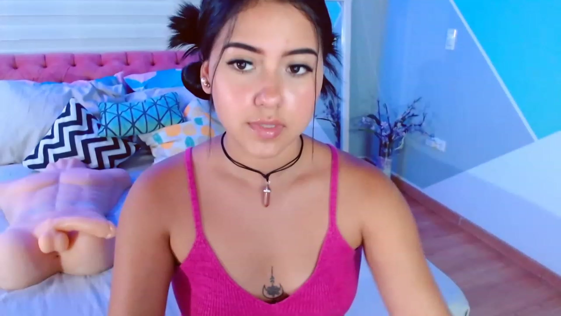 Gallery image thumbnail from ImBella_Sir's myfreecams stream on, 07/05/2023, 18:20 image 14 of 20