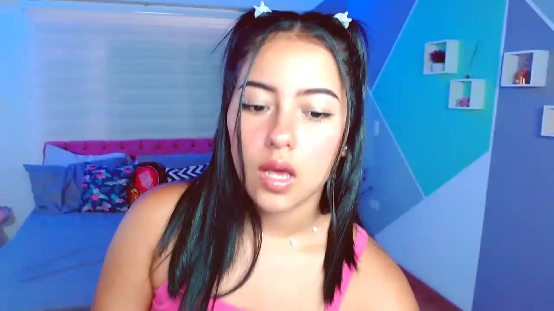 Gallery image thumbnail from ImBella_Sir's myfreecams stream on, 08/18/2023, 17:21 image 7 of 20