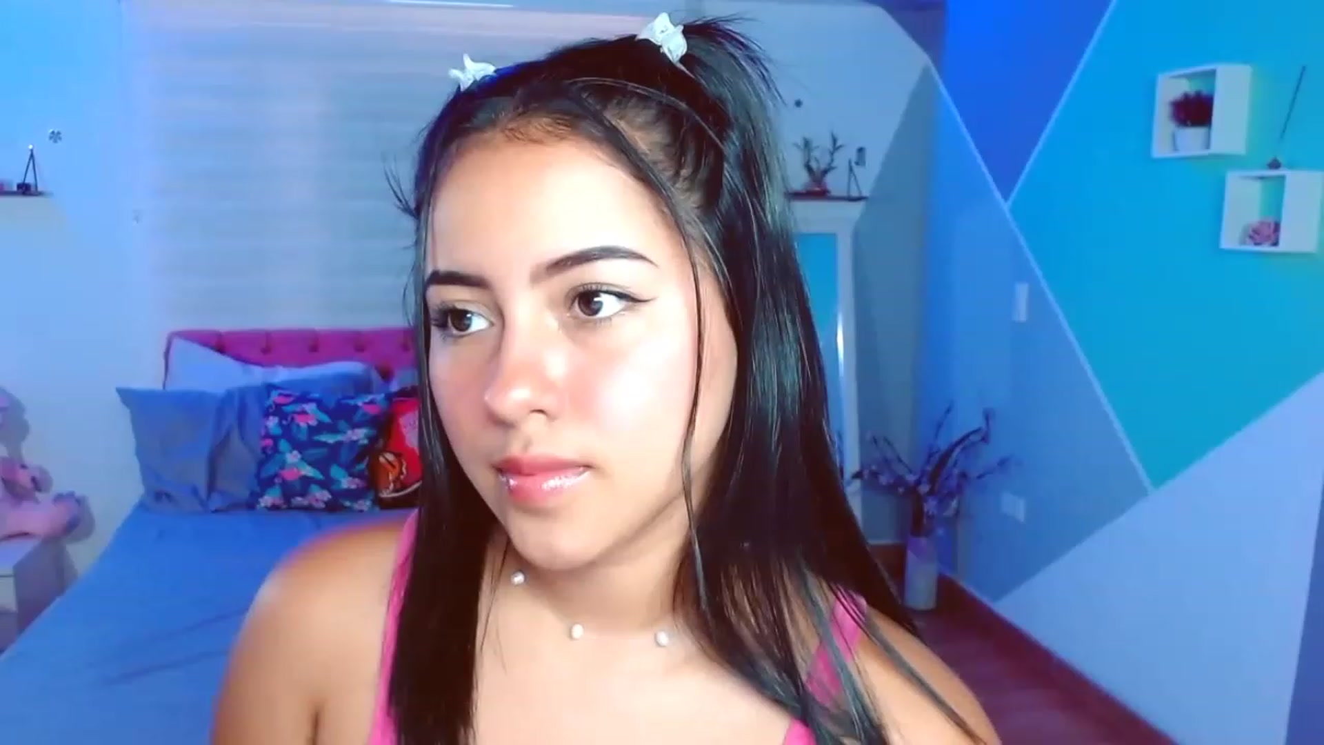 Gallery image thumbnail from ImBella_Sir's myfreecams stream on, 08/18/2023, 17:21 image 1 of 20