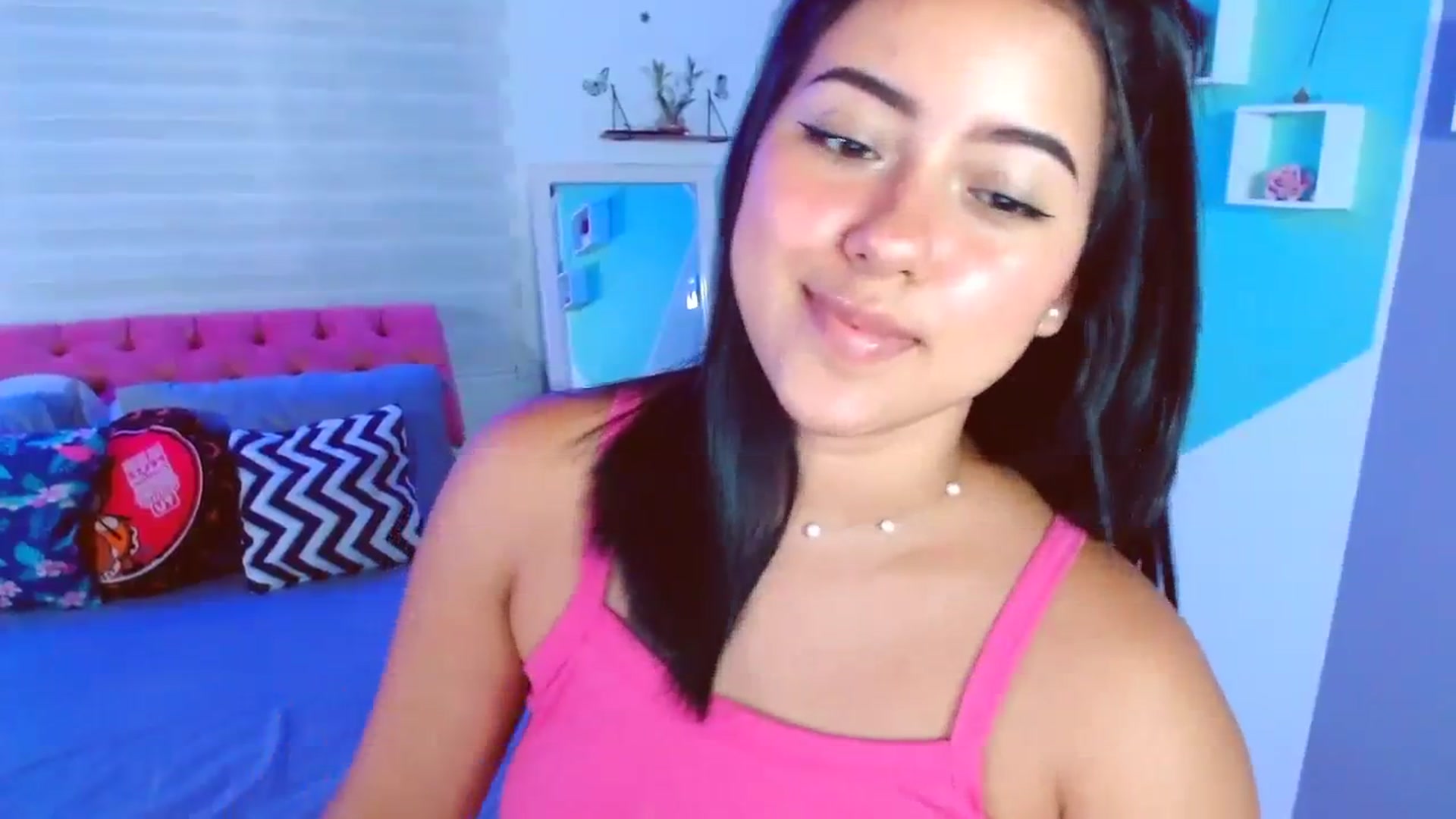 Gallery image thumbnail from ImBella_Sir's myfreecams stream on, 08/18/2023, 18:00 image 2 of 20