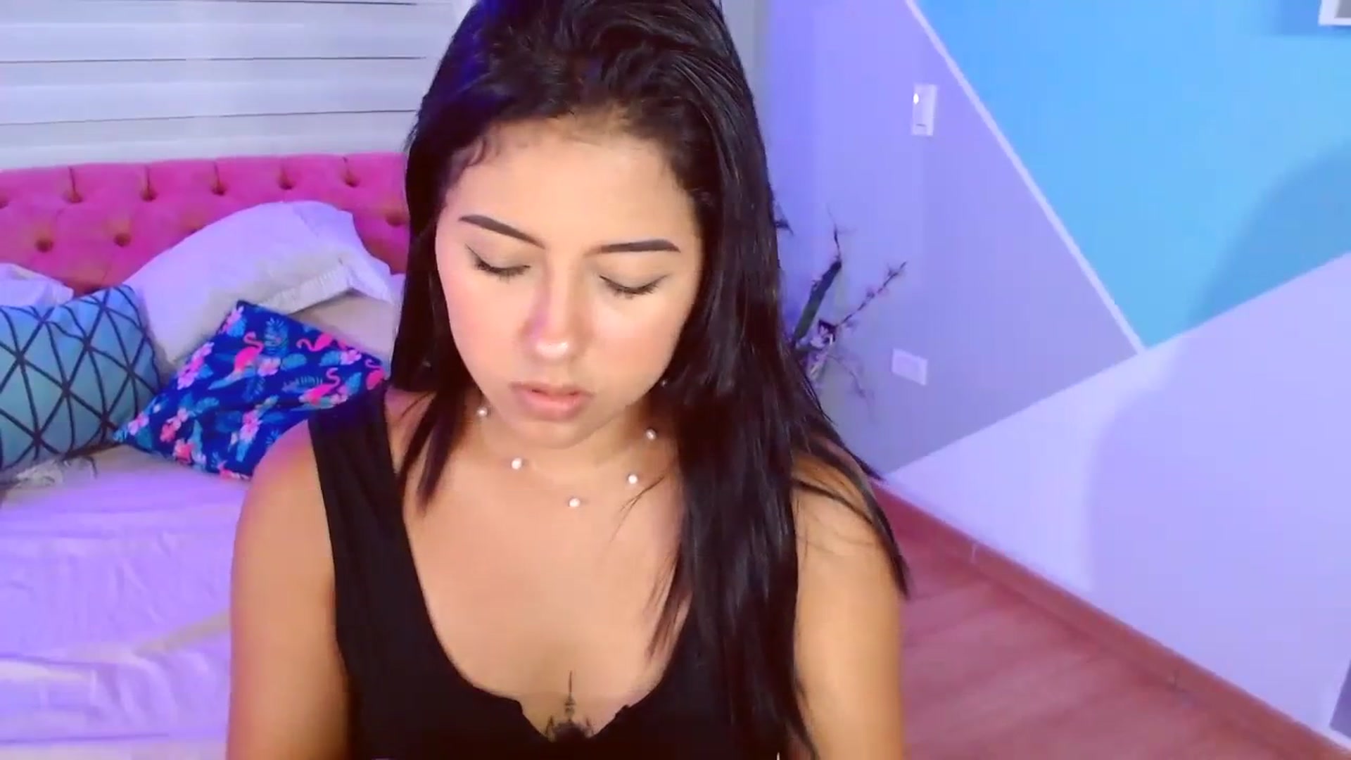Gallery image thumbnail from ImBella_Sir's myfreecams stream on, 09/09/2023, 17:27 image 20 of 20