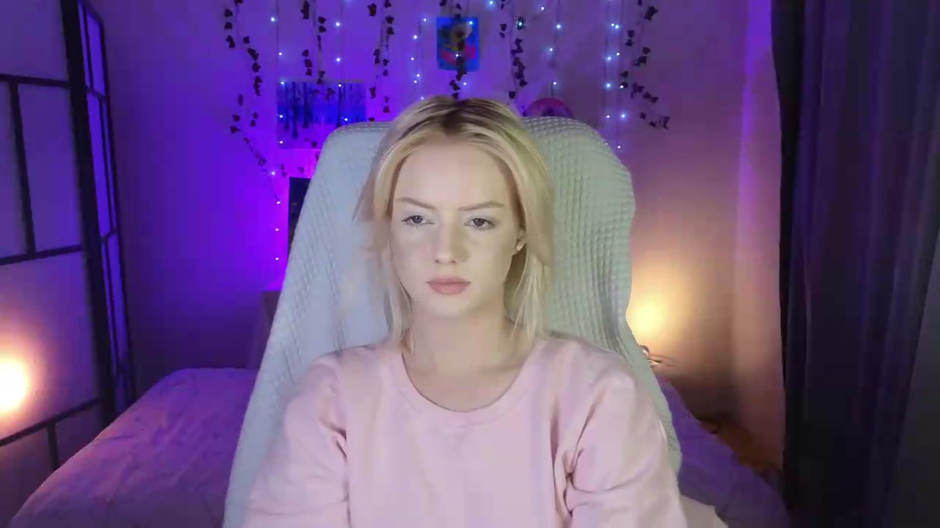 Gallery image thumbnail from ImBonBon's myfreecams stream on, 08/17/2026, 23:26 image 18 of 20