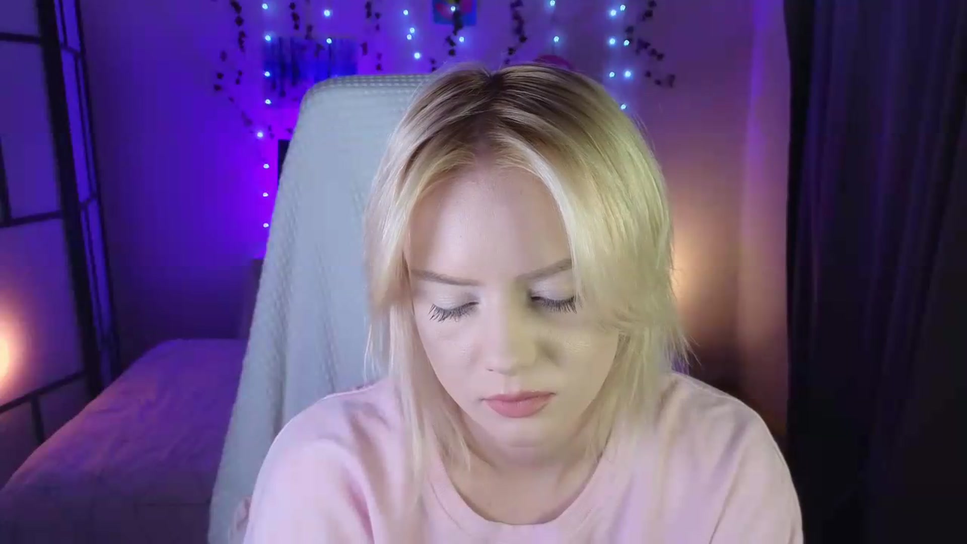Gallery image thumbnail from ImBonBon's myfreecams stream on, 08/17/2026, 23:53 image 5 of 20