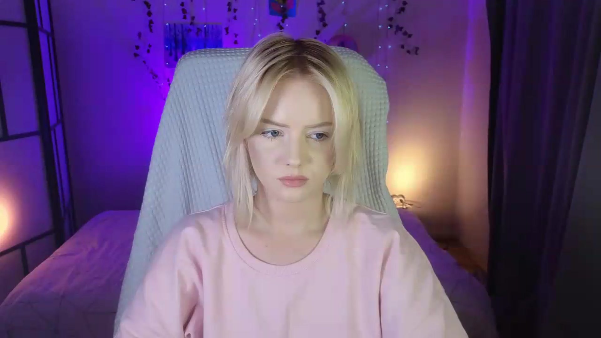 Gallery image thumbnail from ImBonBon's myfreecams stream on, 08/17/2026, 23:53 image 13 of 20