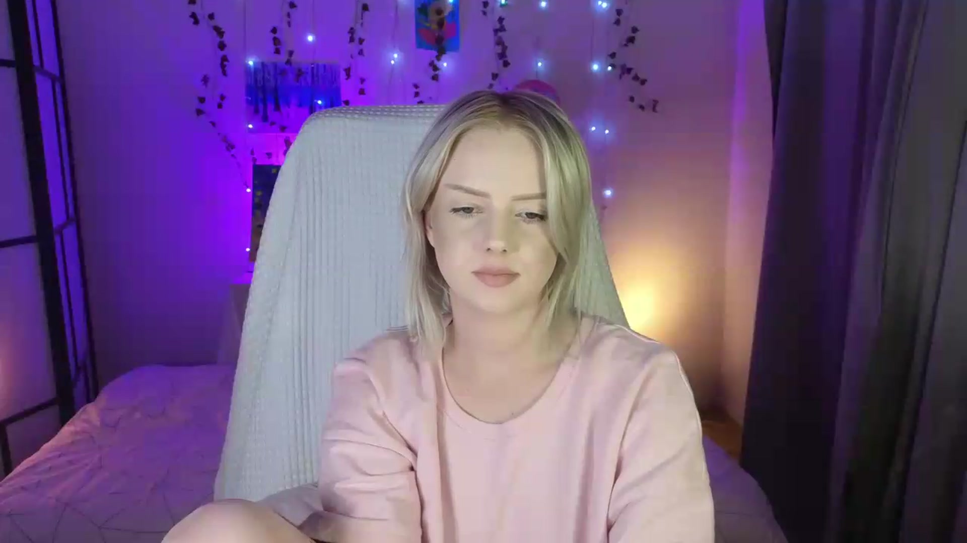 Gallery image thumbnail from ImBonBon's myfreecams stream on, 08/18/2026, 23:59 image 12 of 20