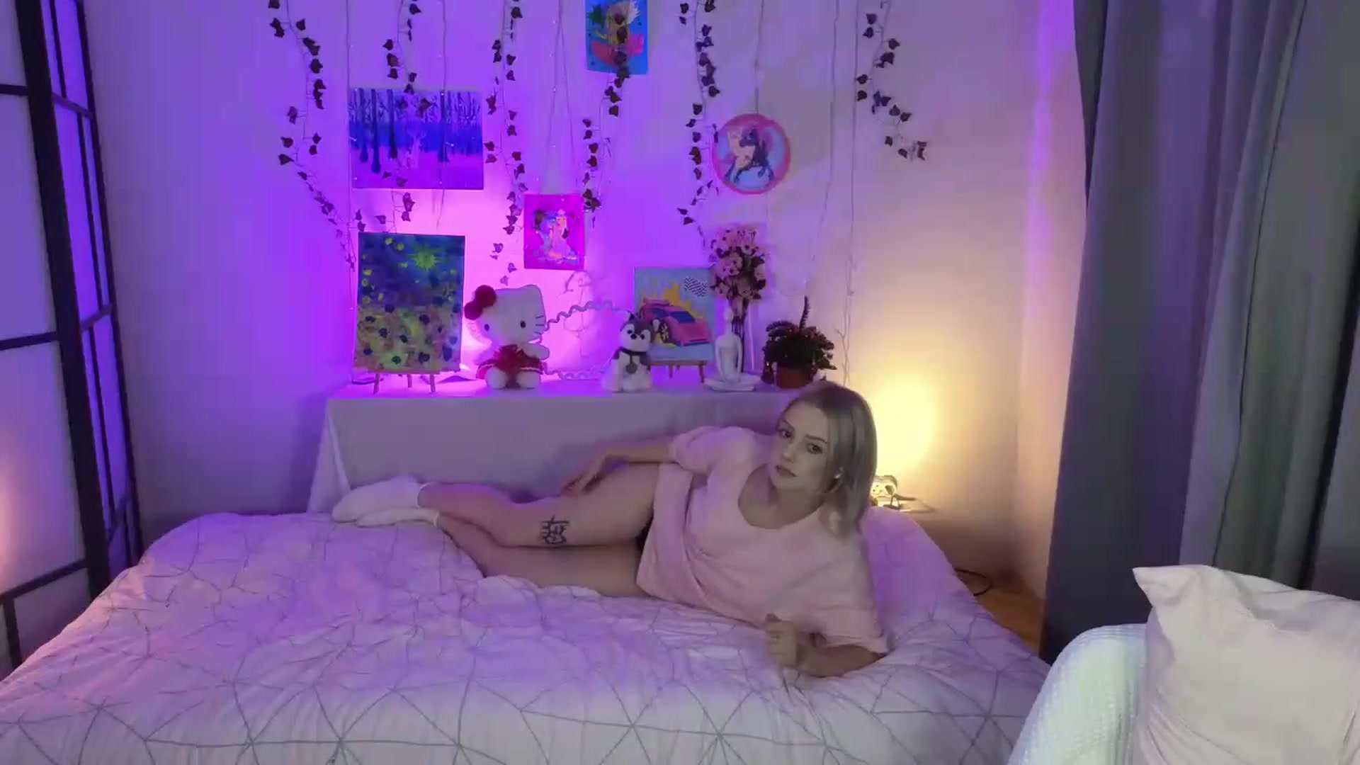 Gallery image thumbnail from ImBonBon's myfreecams stream on, 08/18/2026, 23:59 image 7 of 20