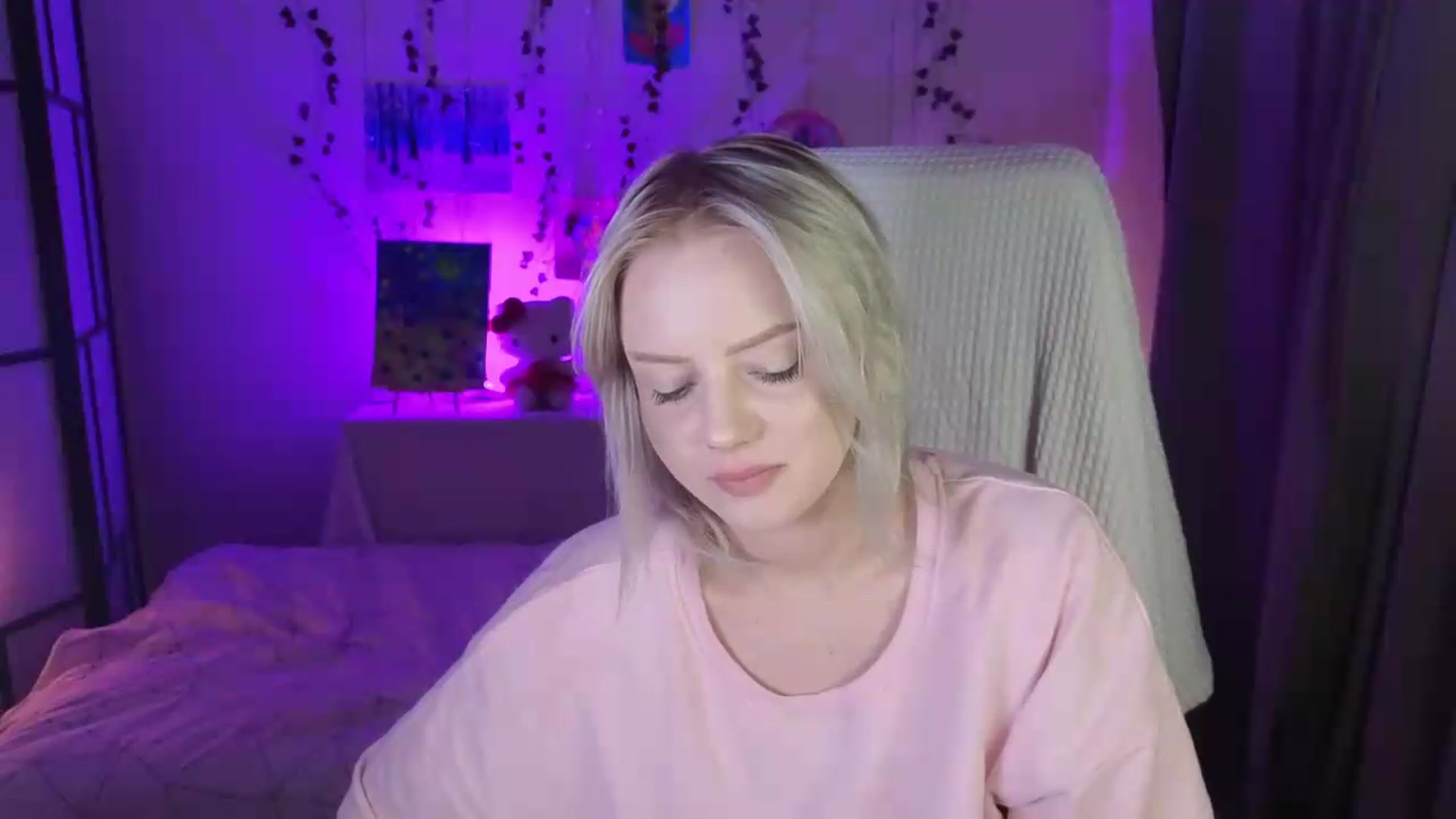 Gallery image thumbnail from ImBonBon's myfreecams stream on, 08/19/2026, 02:37 image 20 of 20