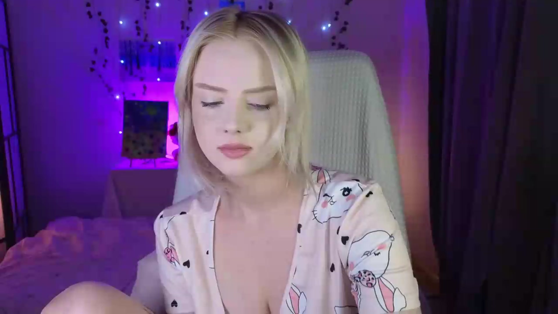 Gallery image thumbnail from ImBonBon's myfreecams stream on, 08/21/2026, 02:31 image 4 of 20