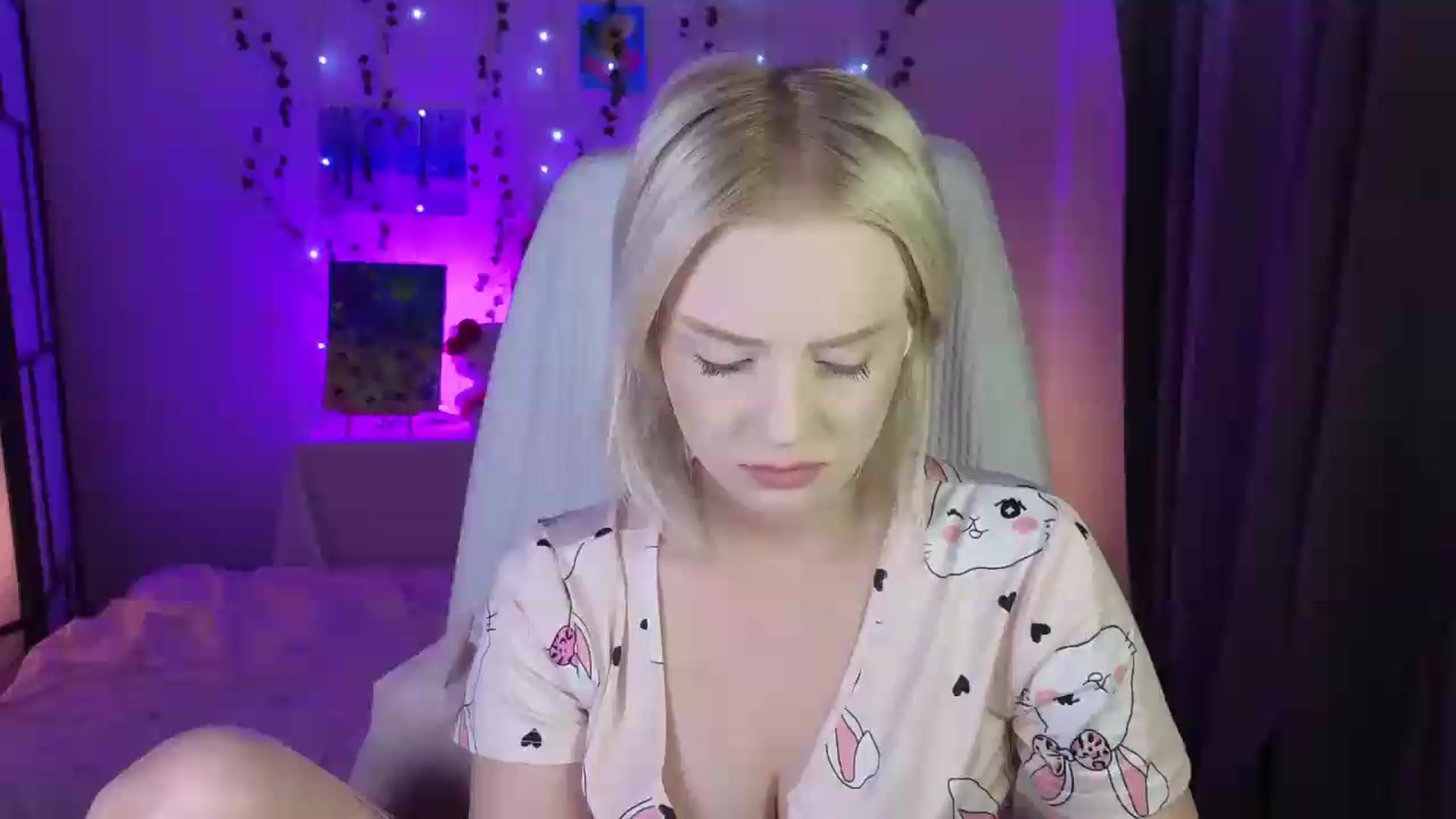 Gallery image thumbnail from ImBonBon's myfreecams stream on, 08/21/2026, 02:31 image 6 of 20