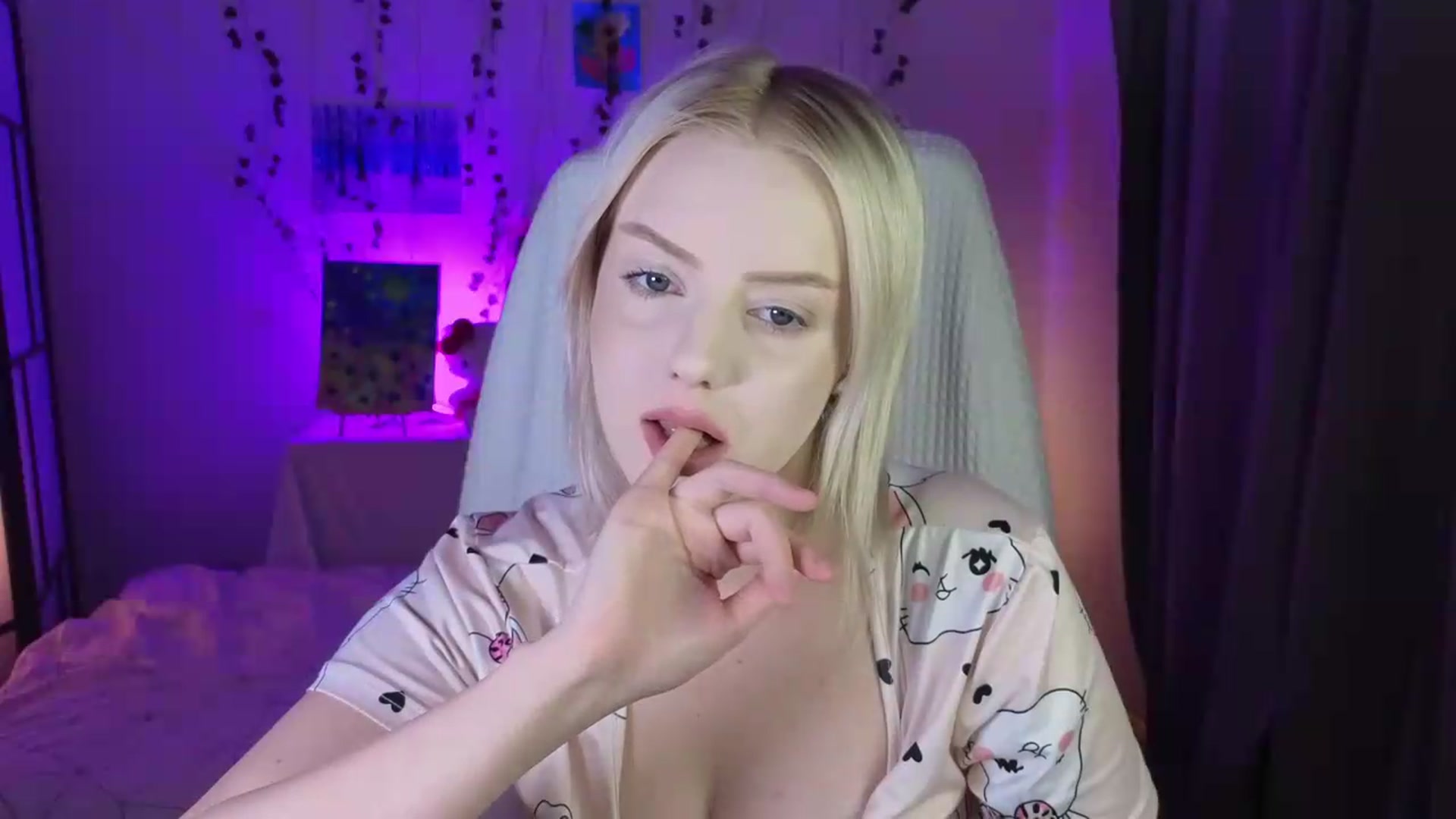 Gallery image thumbnail from ImBonBon's myfreecams stream on, 08/21/2026, 02:31 image 7 of 20