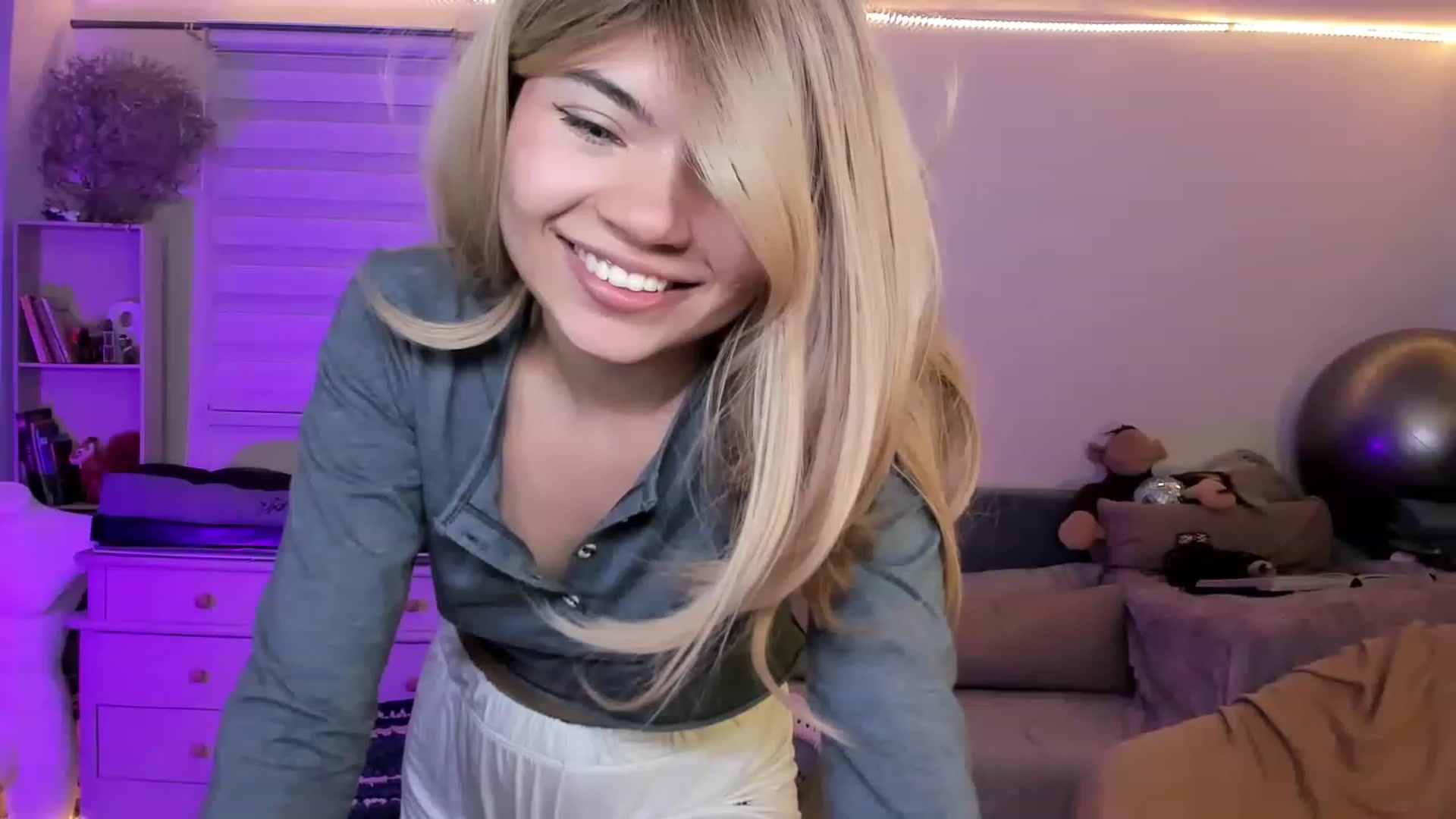 Gallery image thumbnail from ImFreedom's myfreecams stream on, 05/23/2023, 01:42 image 10 of 20