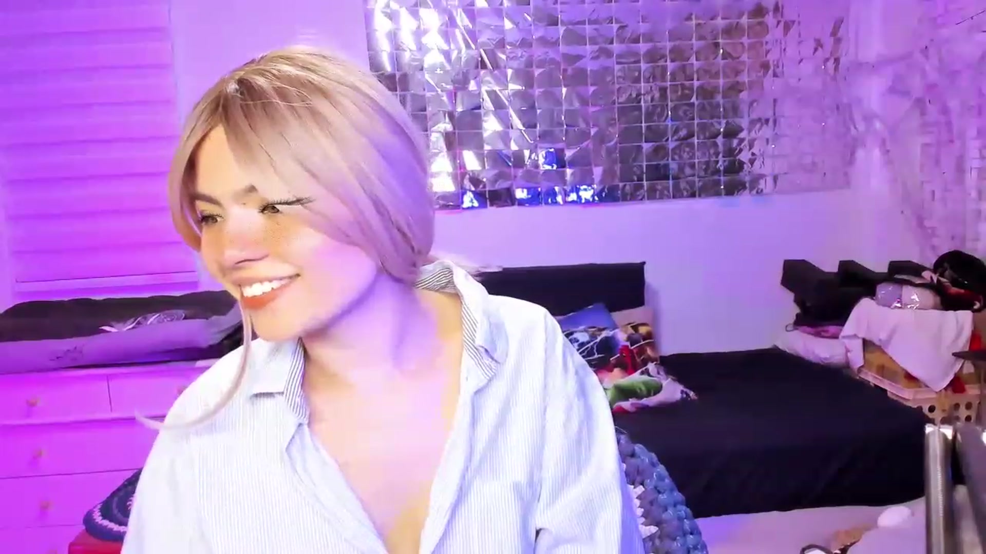 Gallery image thumbnail from ImFreedom's myfreecams stream on, 08/05/2023, 02:25 image 9 of 20
