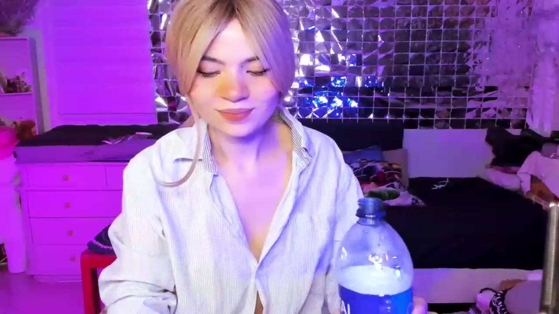 Gallery image thumbnail from ImFreedom's myfreecams stream on, 08/05/2023, 02:25 image 15 of 20