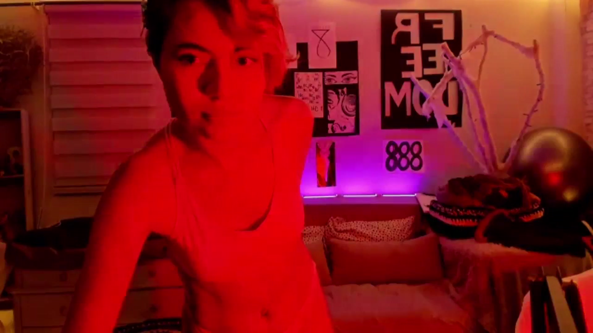 Gallery image thumbnail from ImFreedom's myfreecams stream on, 03/23/2024, 02:02 image 17 of 20