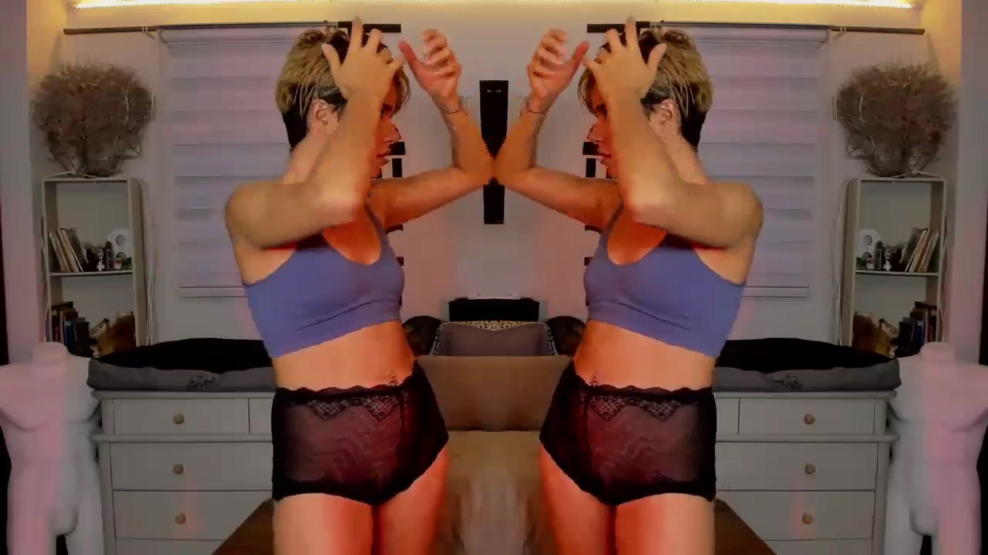Gallery image thumbnail from ImFreedom's myfreecams stream on, 04/28/2024, 01:41 image 12 of 20