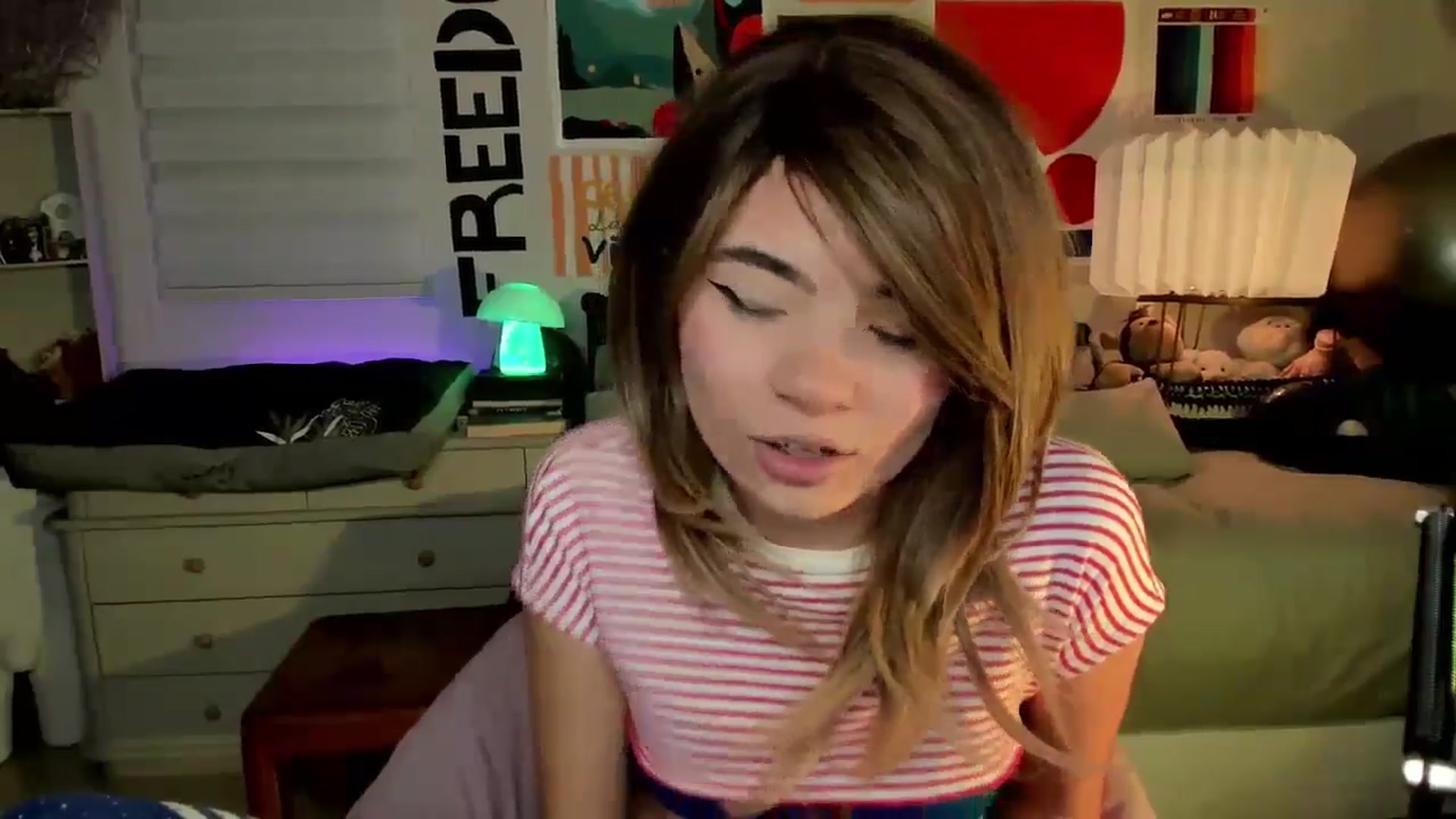 Gallery image thumbnail from ImFreedom's myfreecams stream on, 07/05/2024, 01:13 image 19 of 20