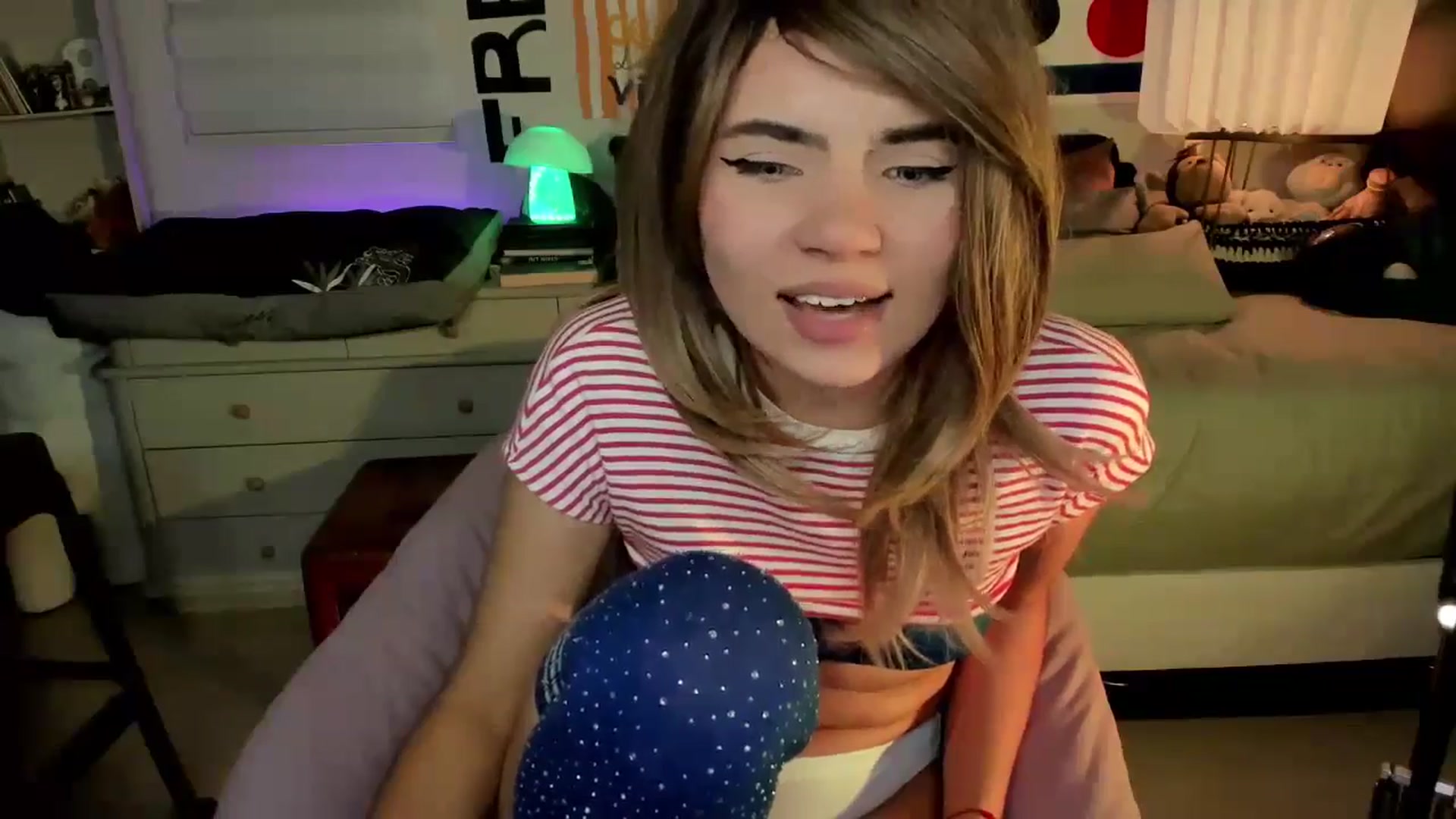 Gallery image thumbnail from ImFreedom's myfreecams stream on, 07/05/2024, 02:03 image 3 of 20