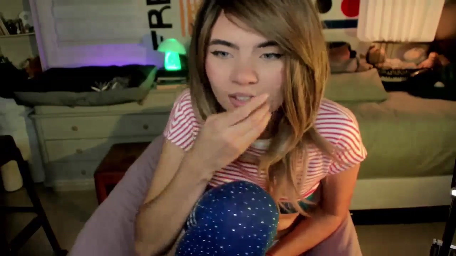 Gallery image thumbnail from ImFreedom's myfreecams stream on, 07/05/2024, 02:03 image 5 of 20