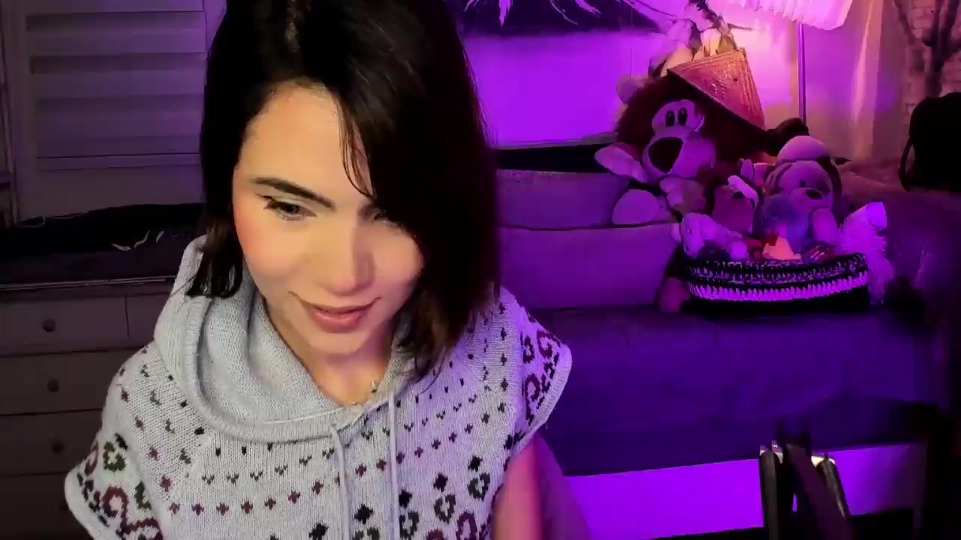 Gallery image thumbnail from ImFreedom's myfreecams stream on, 04/25/2025, 01:46 image 1 of 20